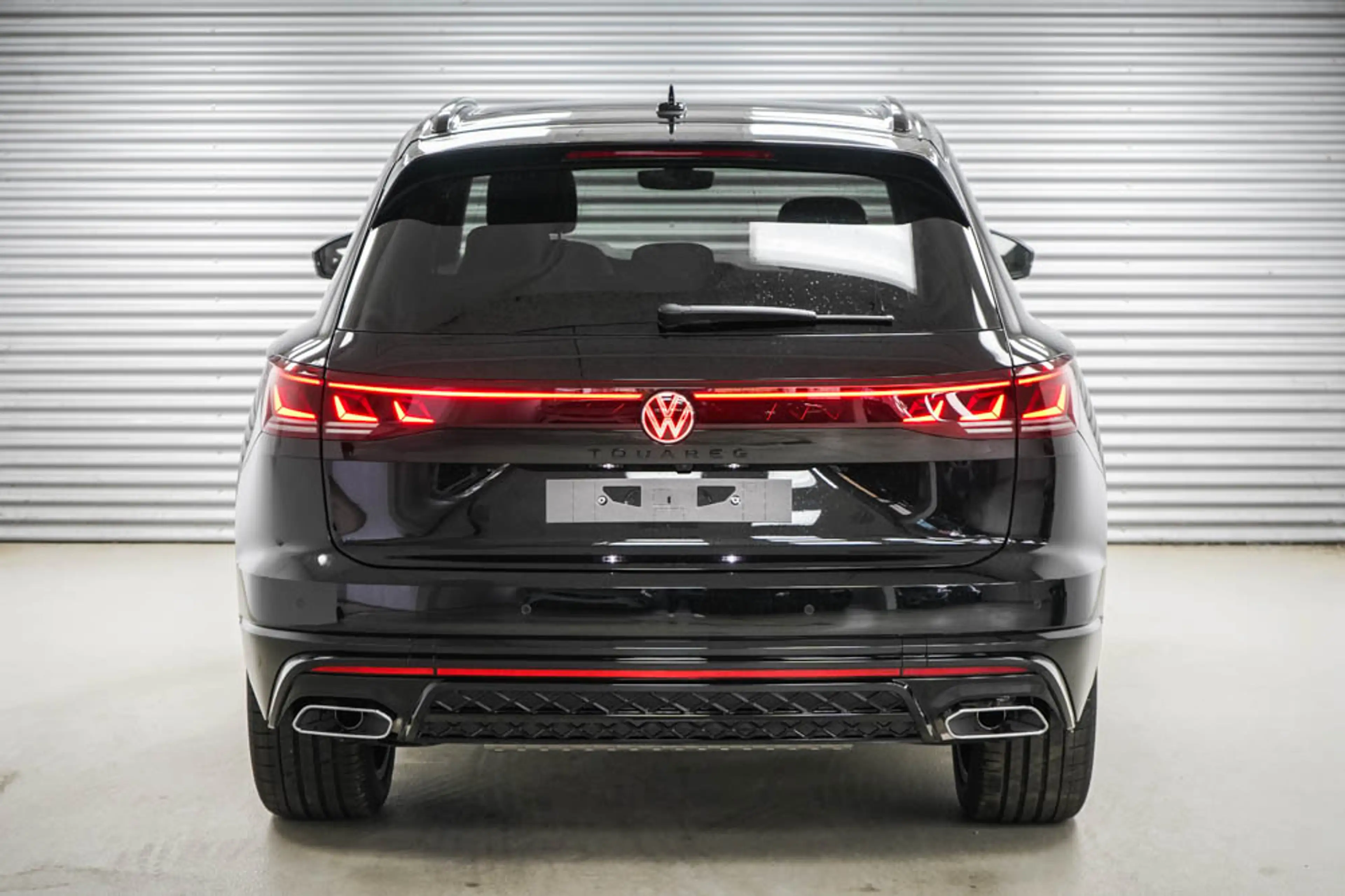 Volkswagen Touareg 3,0 V6 TDI 4Motion R-Line - LAGER — photo 4