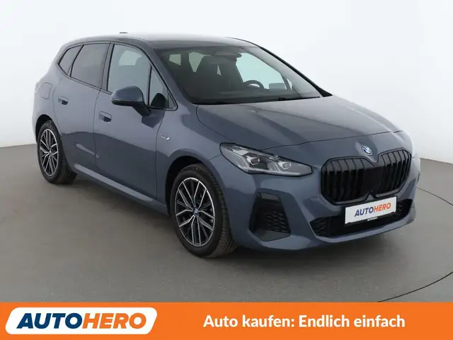 BMW 2 Series view 8