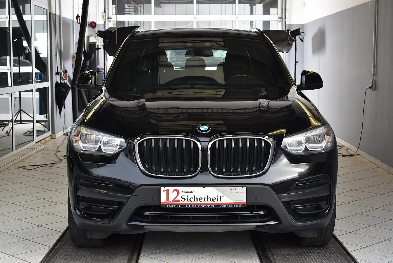 BMW X3 xDrive 25d Advantage Steptronic*Navi* Schwarz - 2