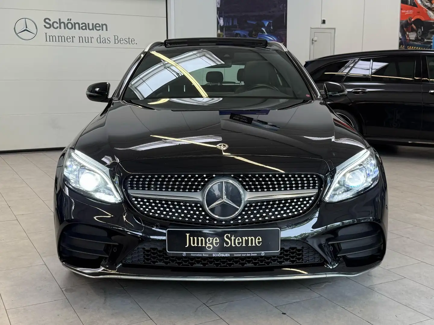 Mercedes-Benz C 220 d T AMG MULTIBEAM+CARPLAY+AHK+PANO+TOTWINK Zwart - 2