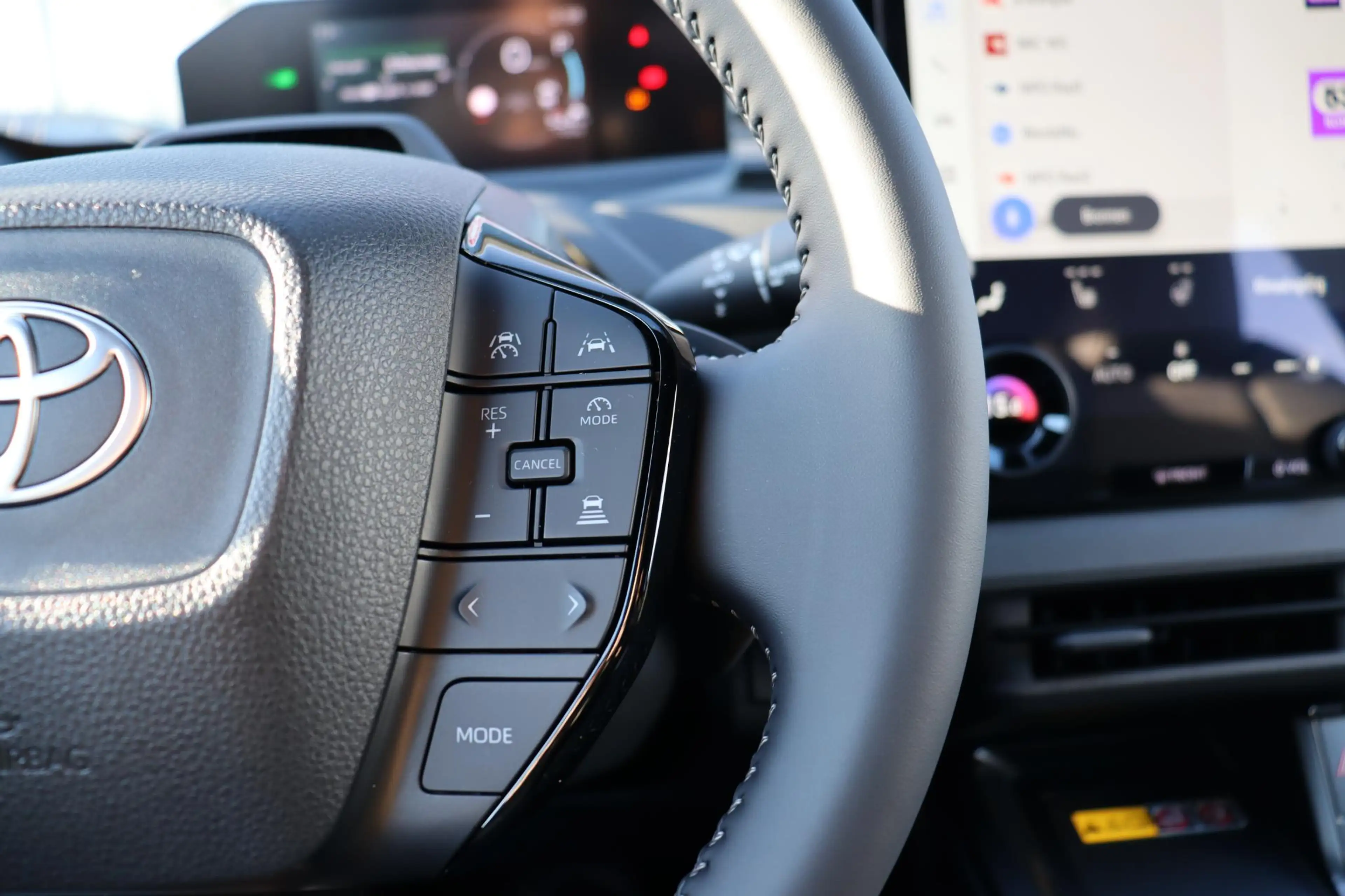 Toyota bZ4X Dynamic 73,1 kWh, VERWACHT, in november leverbaar — photo 10