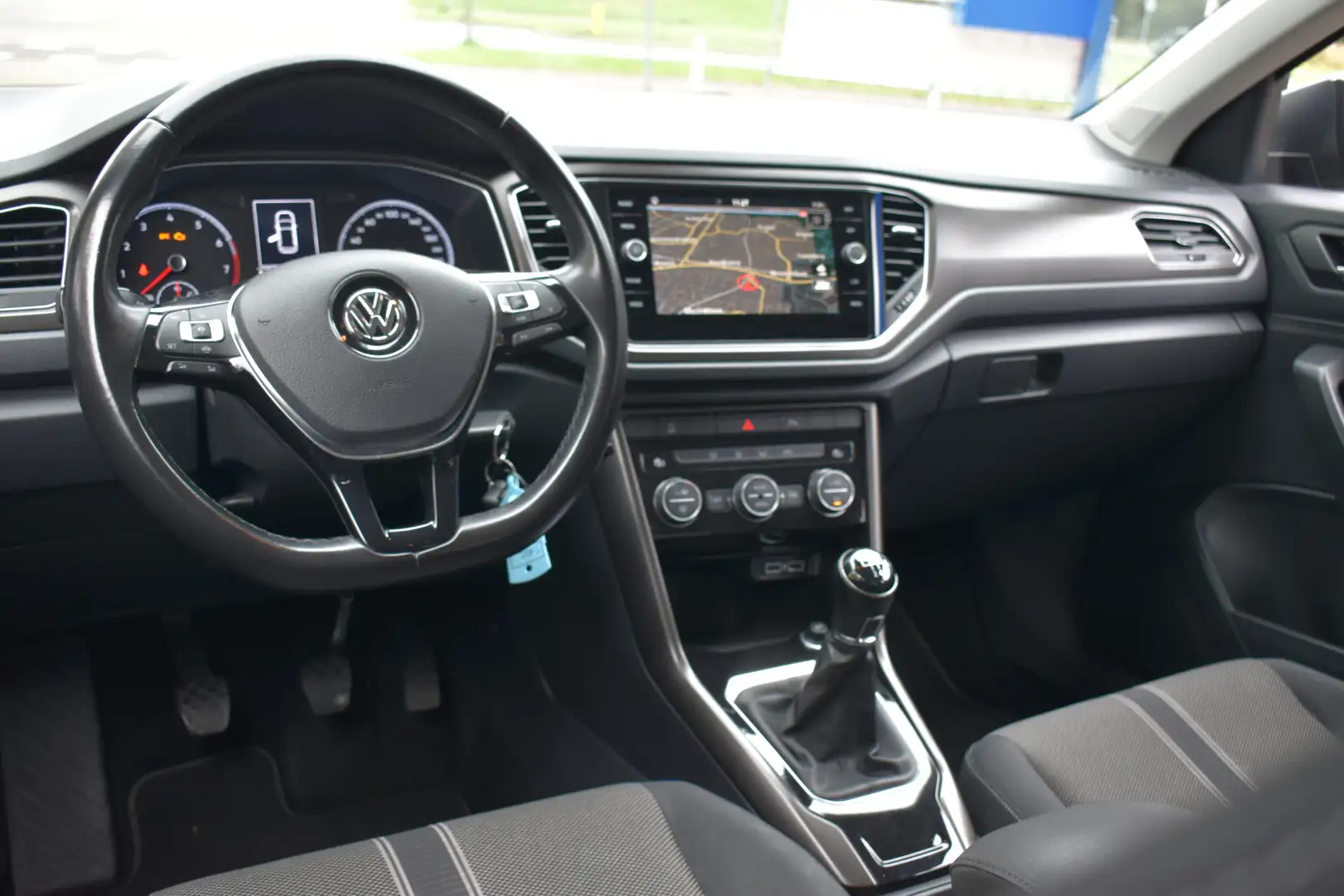 Volkswagen T-Roc 1.0 TSI Style Navigatie | Carplay | Adaptieve Crui Grijs - 2