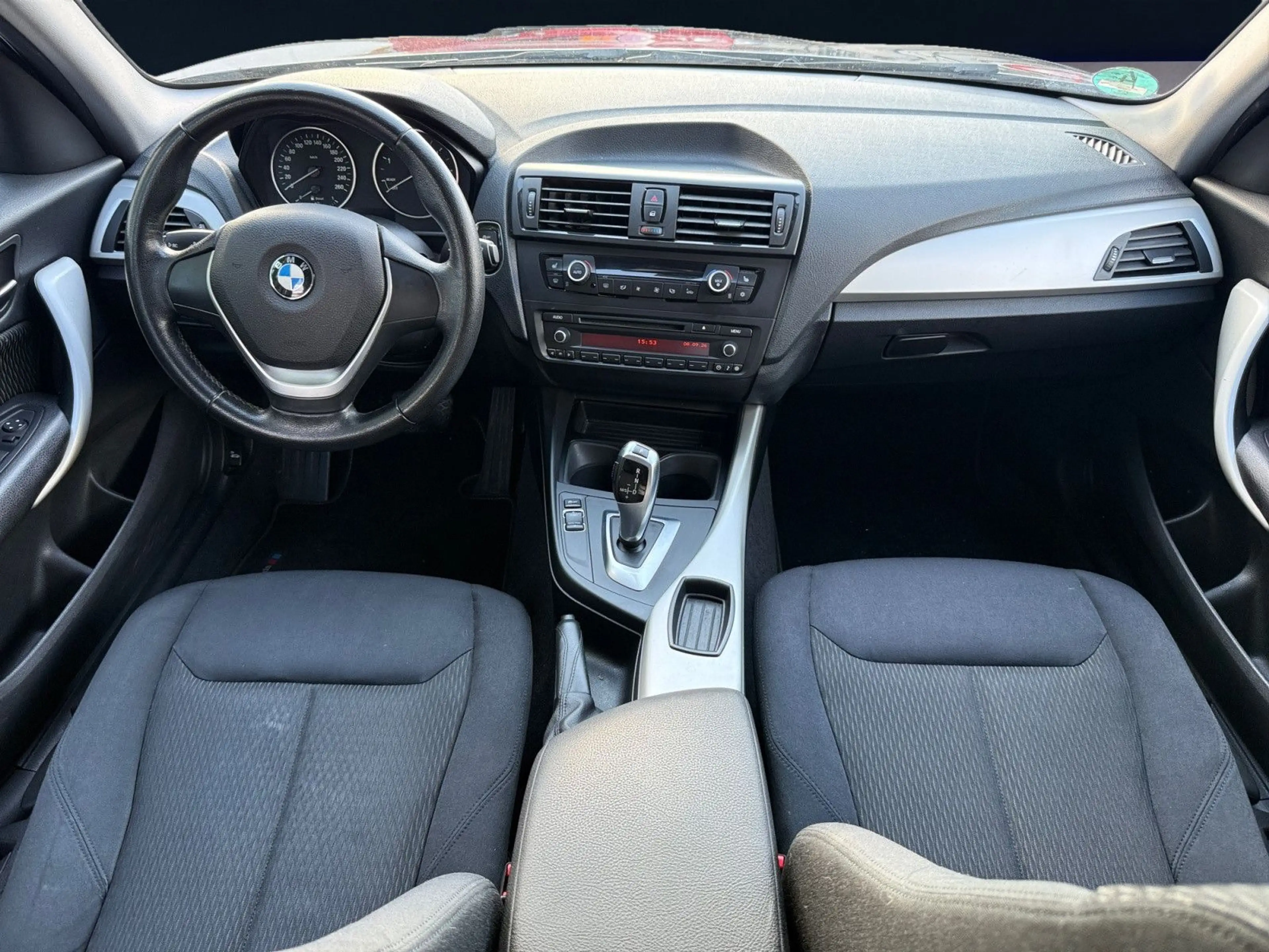 BMW 118 d Limousine/ Automatik — photo 10