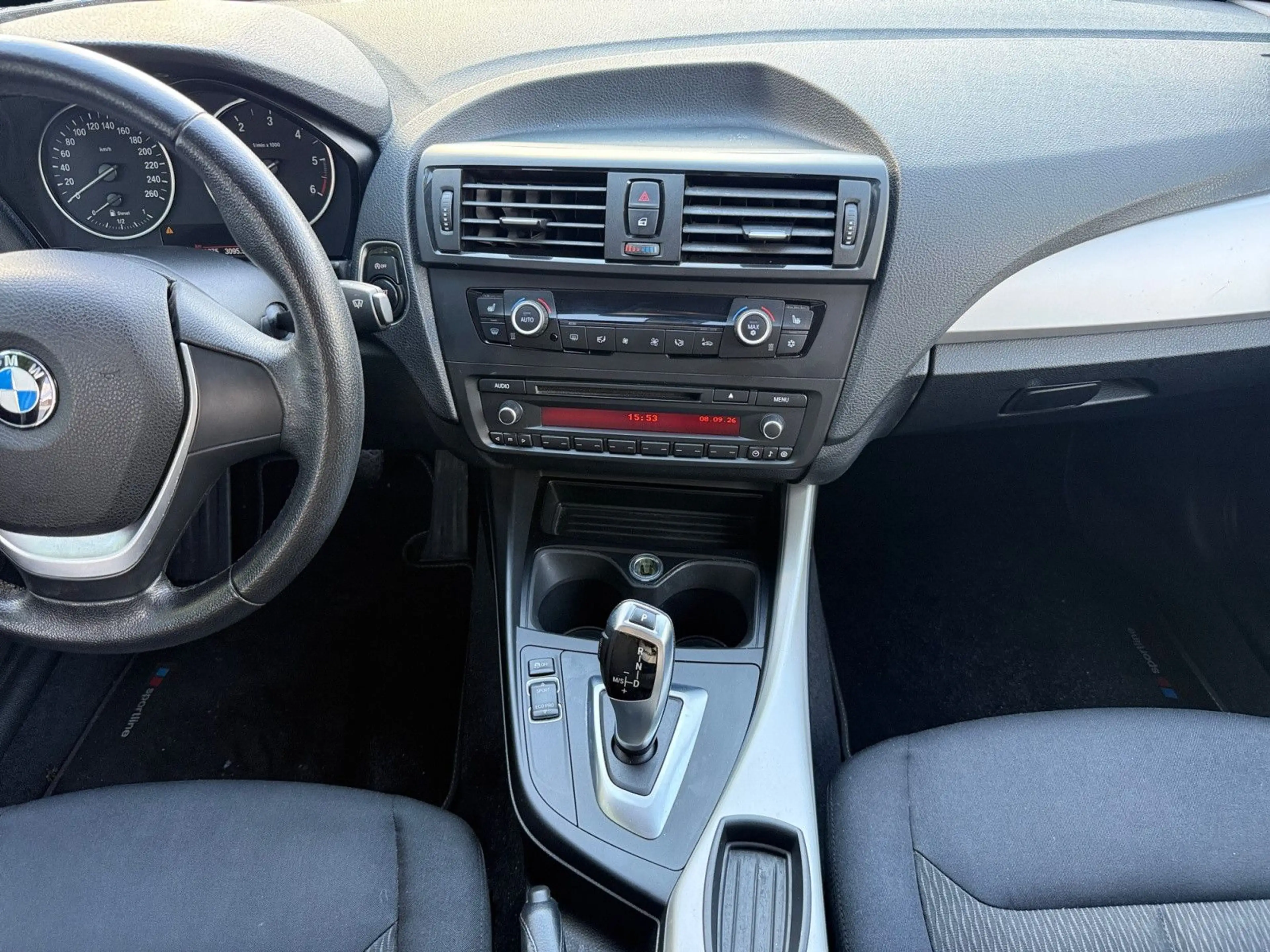 BMW 118 d Limousine/ Automatik — photo 11