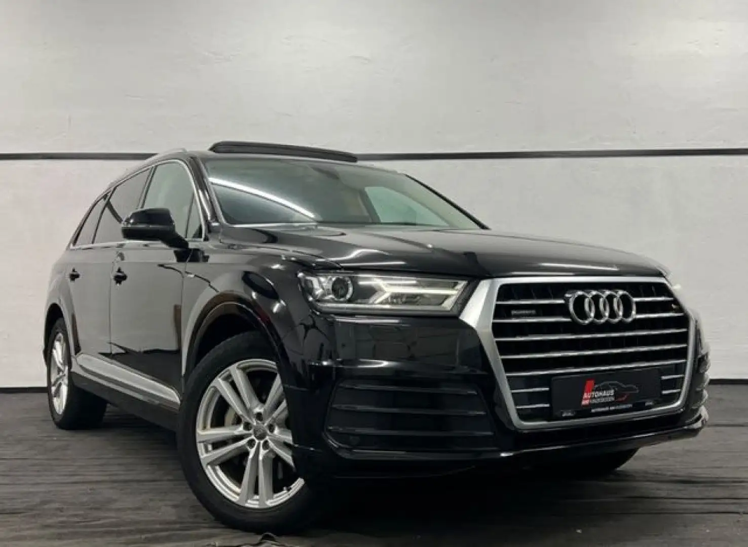 Audi Q7 3.0 TDI S LINE-7SITZ-VIRT-PANO-AHK-KAME-KYLS Schwarz - 1