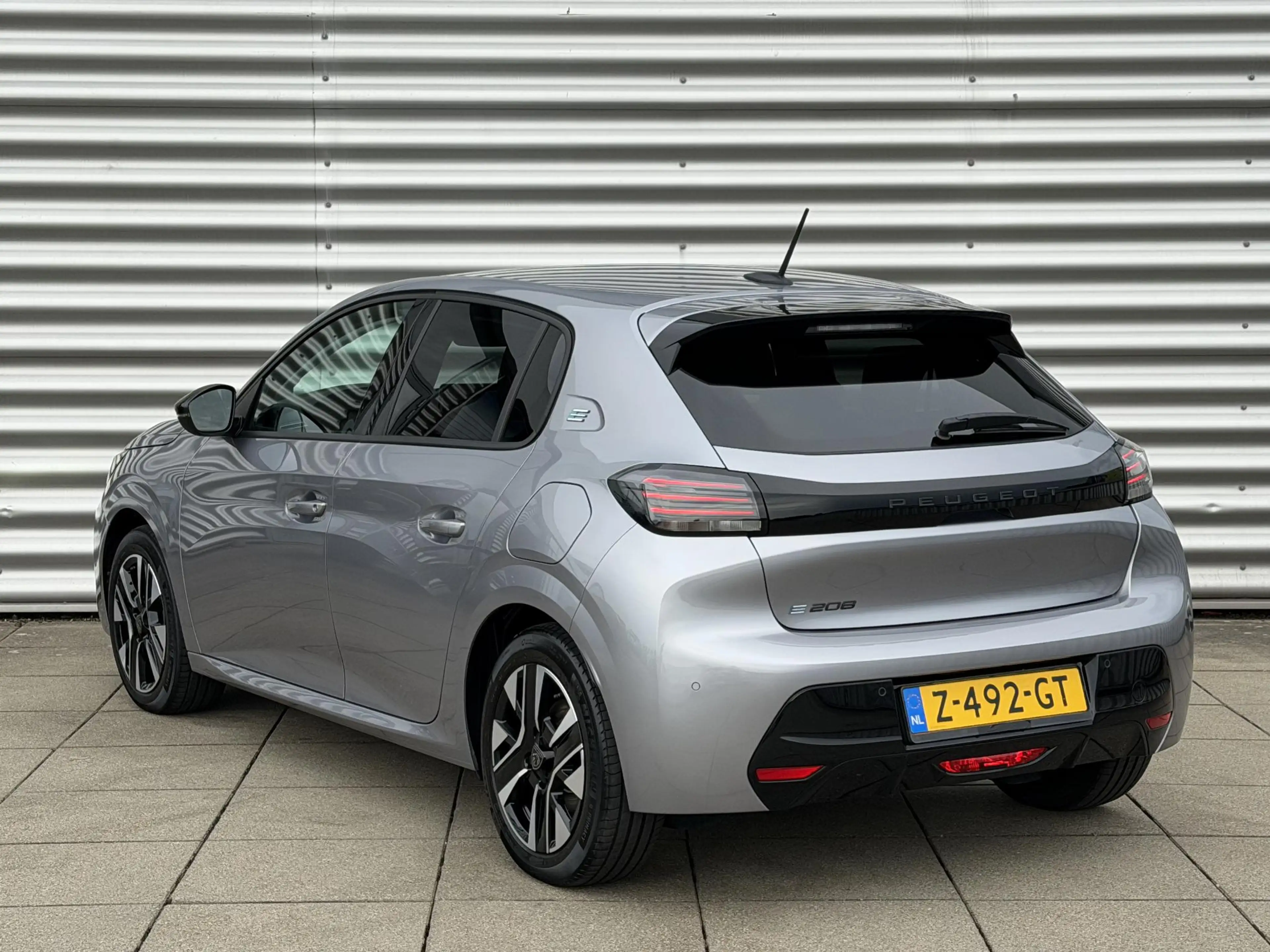 Peugeot e-208 EV E-Style Limited 50 kWh | SOH 99% | Navigatie | — photo 8