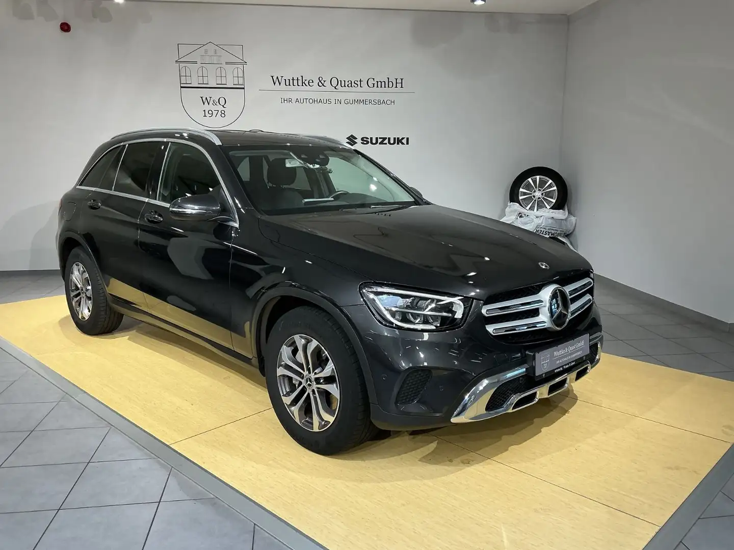 Mercedes-Benz GLC 220 GLC -Klasse GLC 220 d 4Matic siva - 2