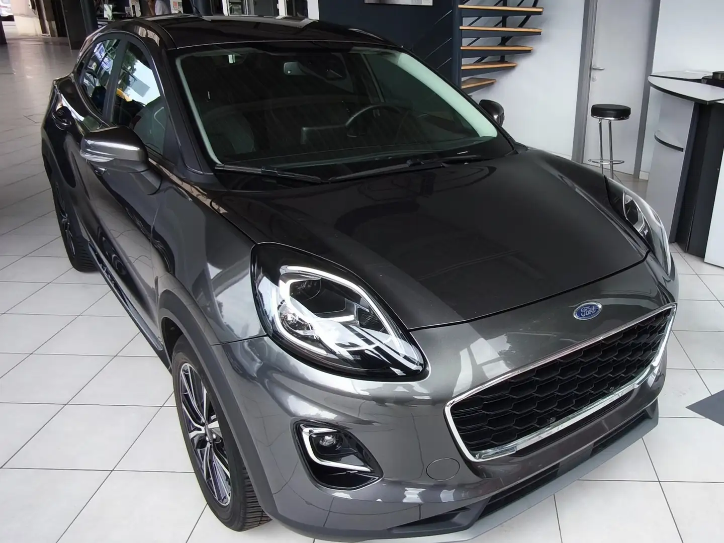 Ford Puma 1.0 EcoBoost Titanium (EU6d) Gris - 2