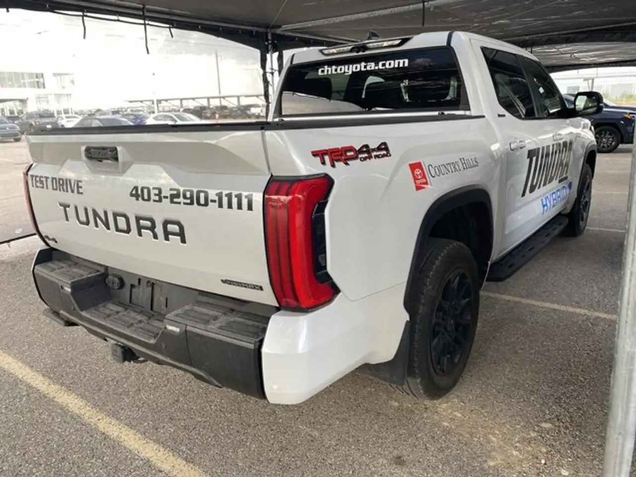Toyota Tundra снимка Toyota Tundra