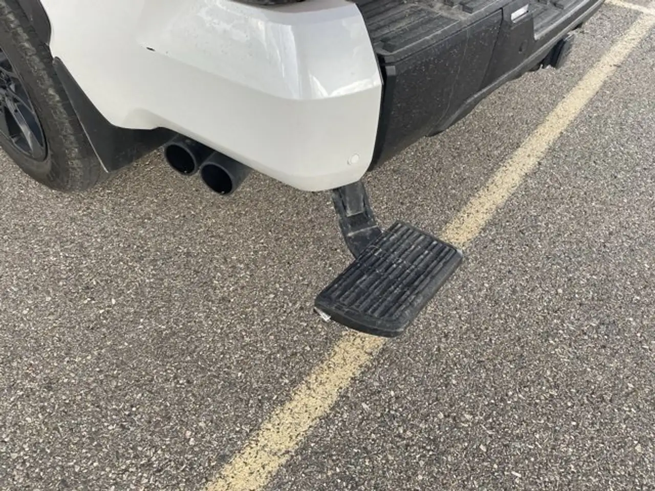 Toyota Tundra снимка Toyota Tundra