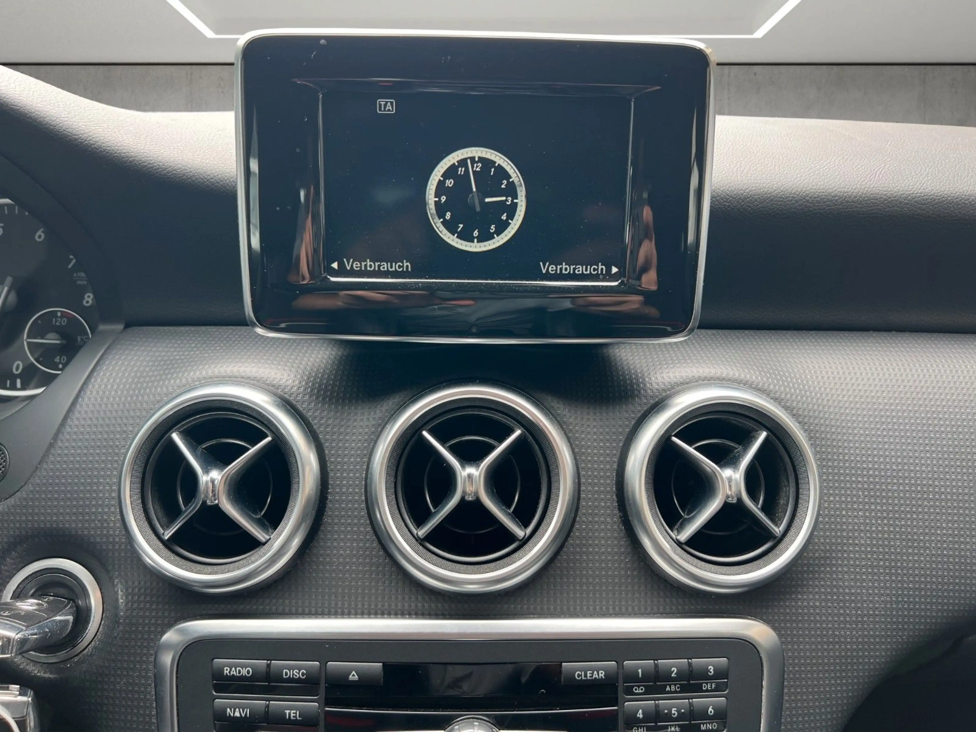 Mercedes-Benz A 180 A A 180 BlueEfficiency — photo 14