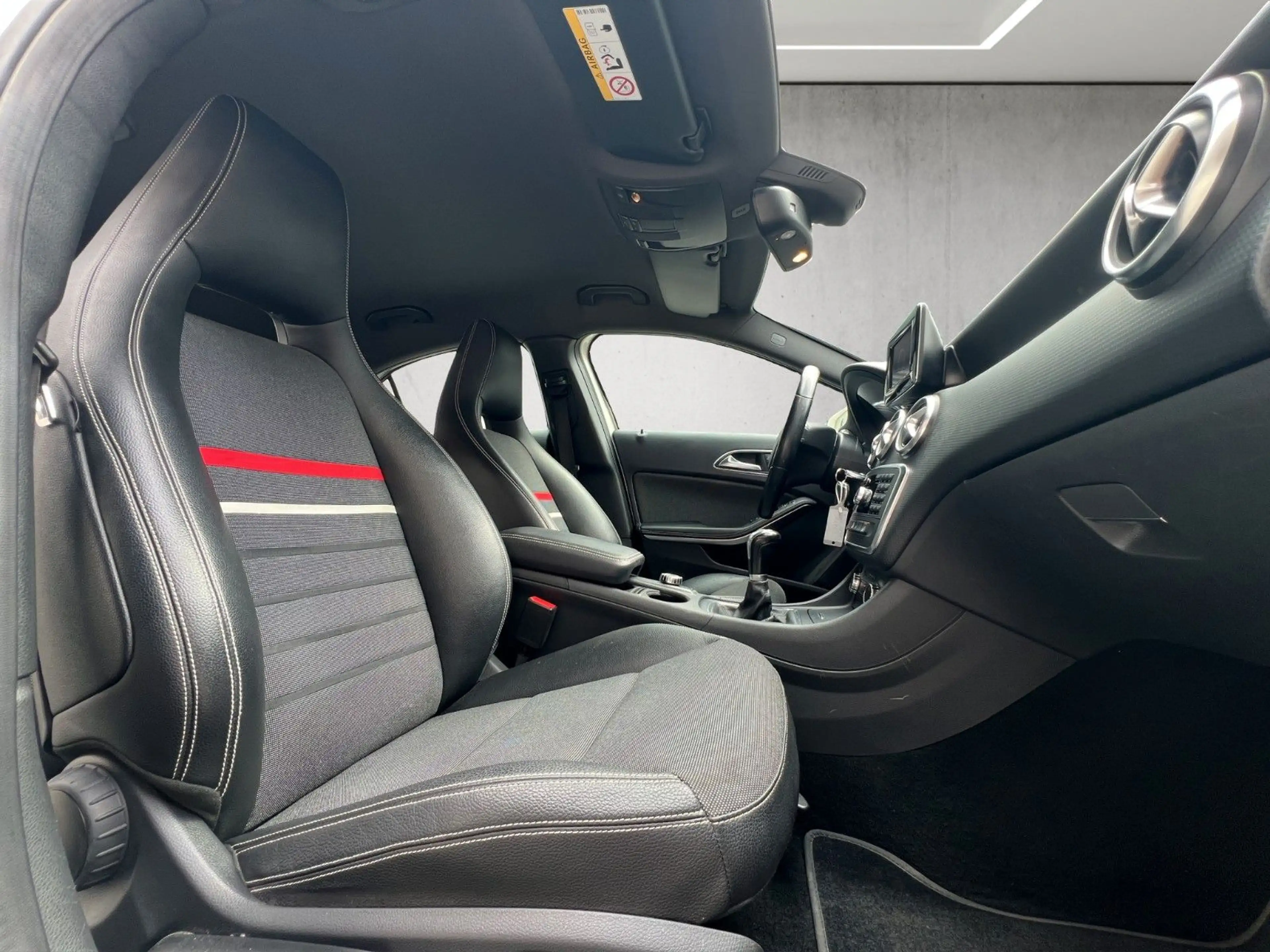 Mercedes-Benz A 180 A A 180 BlueEfficiency — photo 15