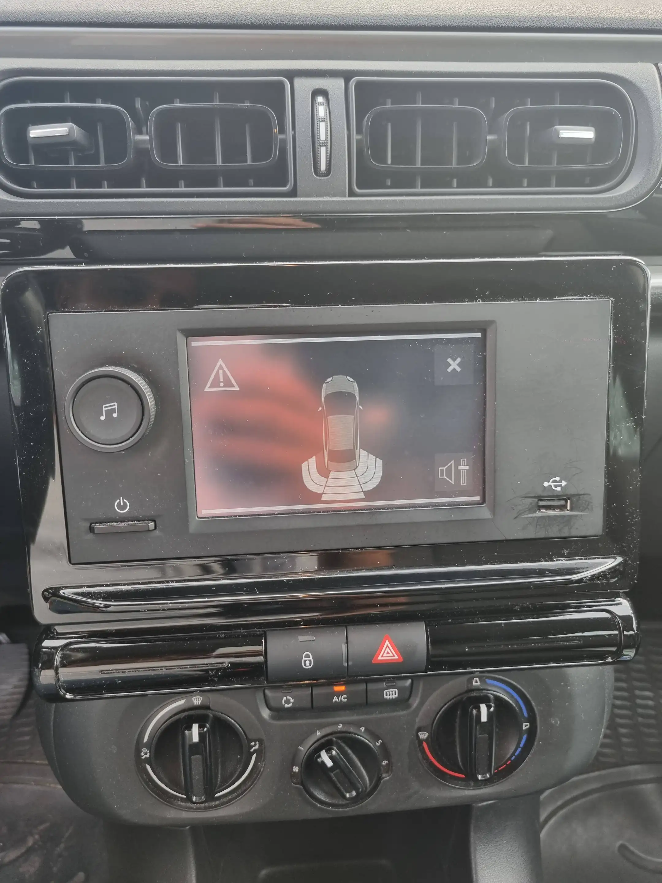 Citroen C3 C3 1.2i PureTech Feel S — photo 10