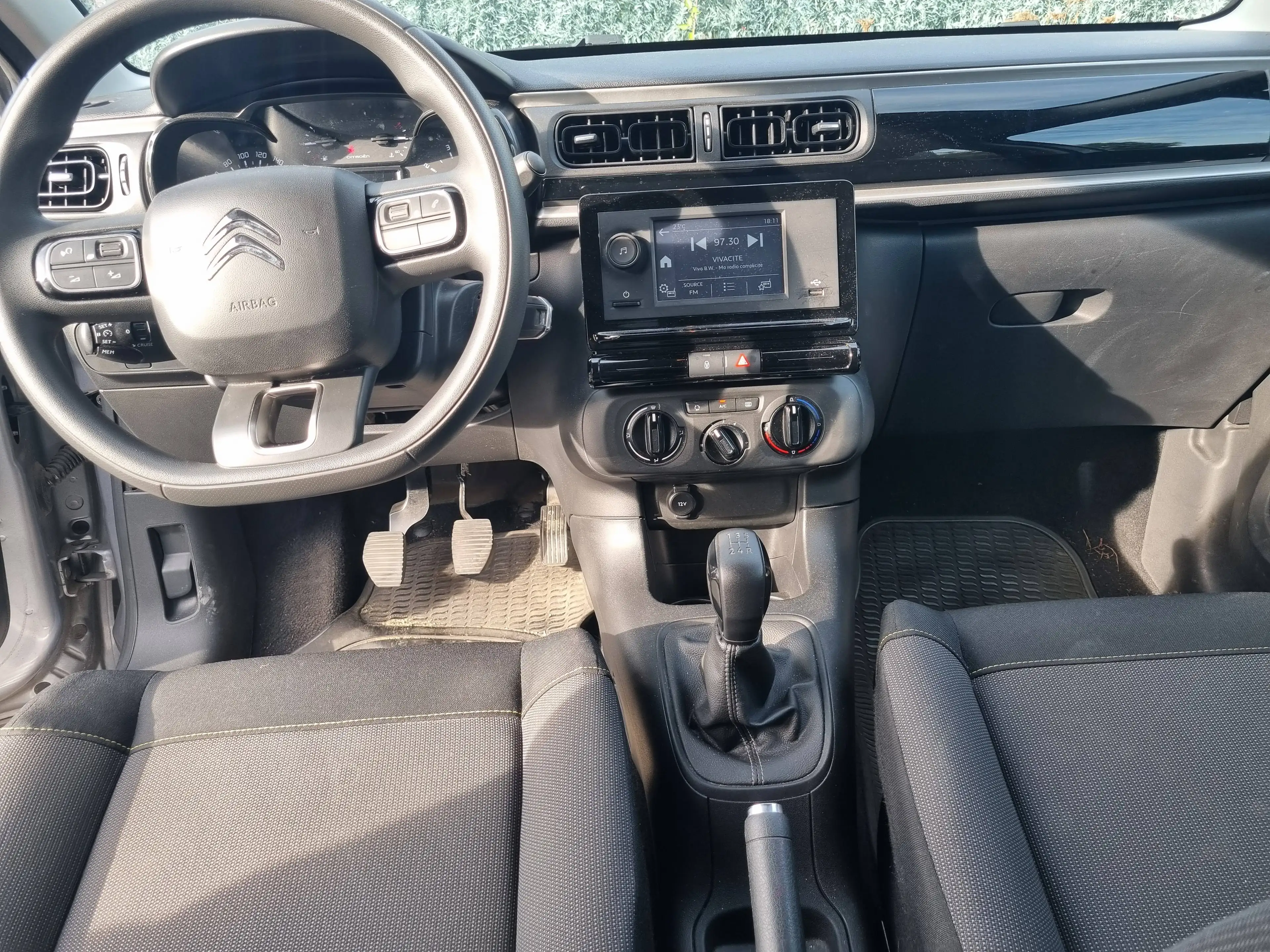 Citroen C3 C3 1.2i PureTech Feel S — photo 7