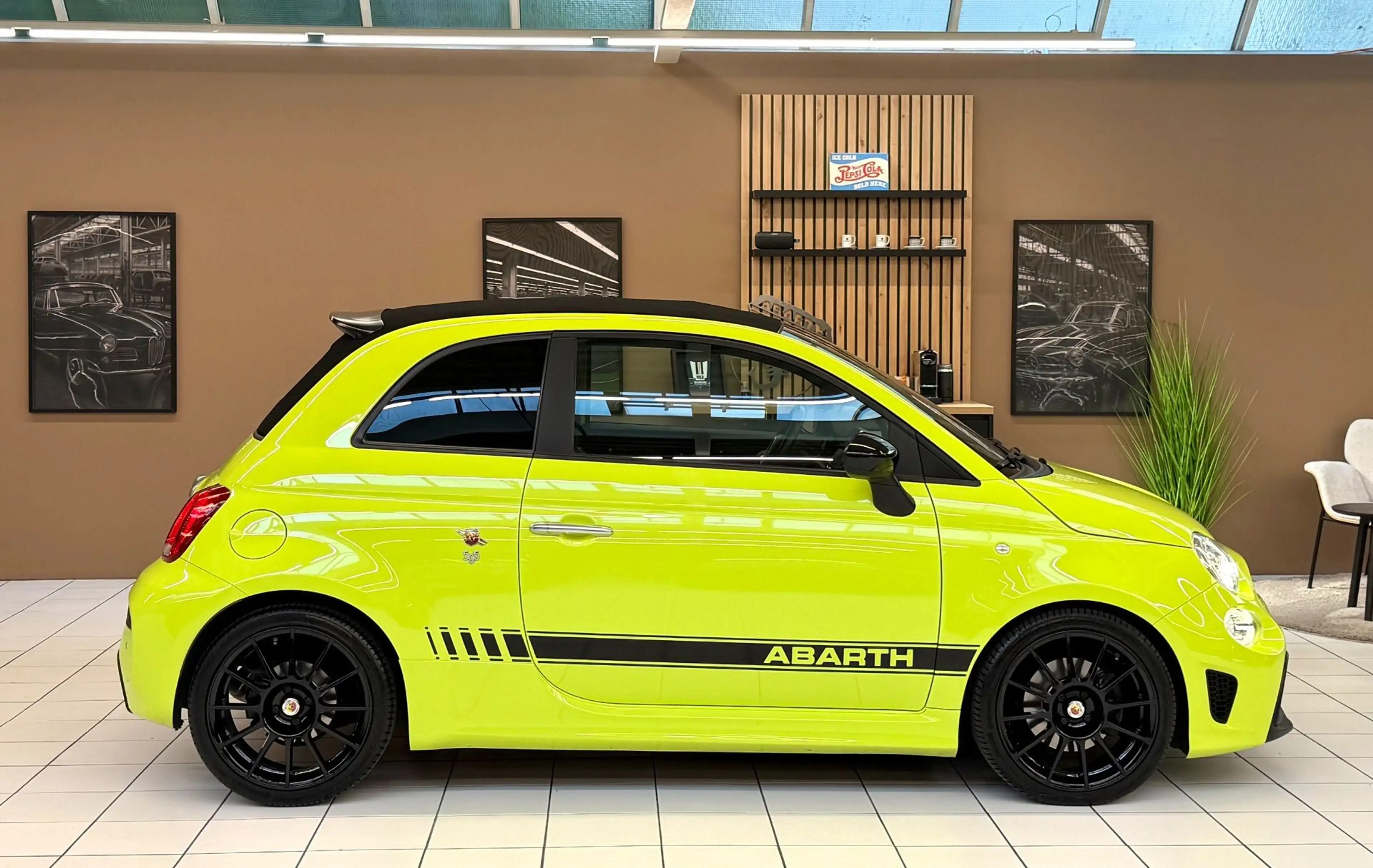 Abarth 595 Turismo Automatik / Xenon/AppleCarplay/ — photo 8