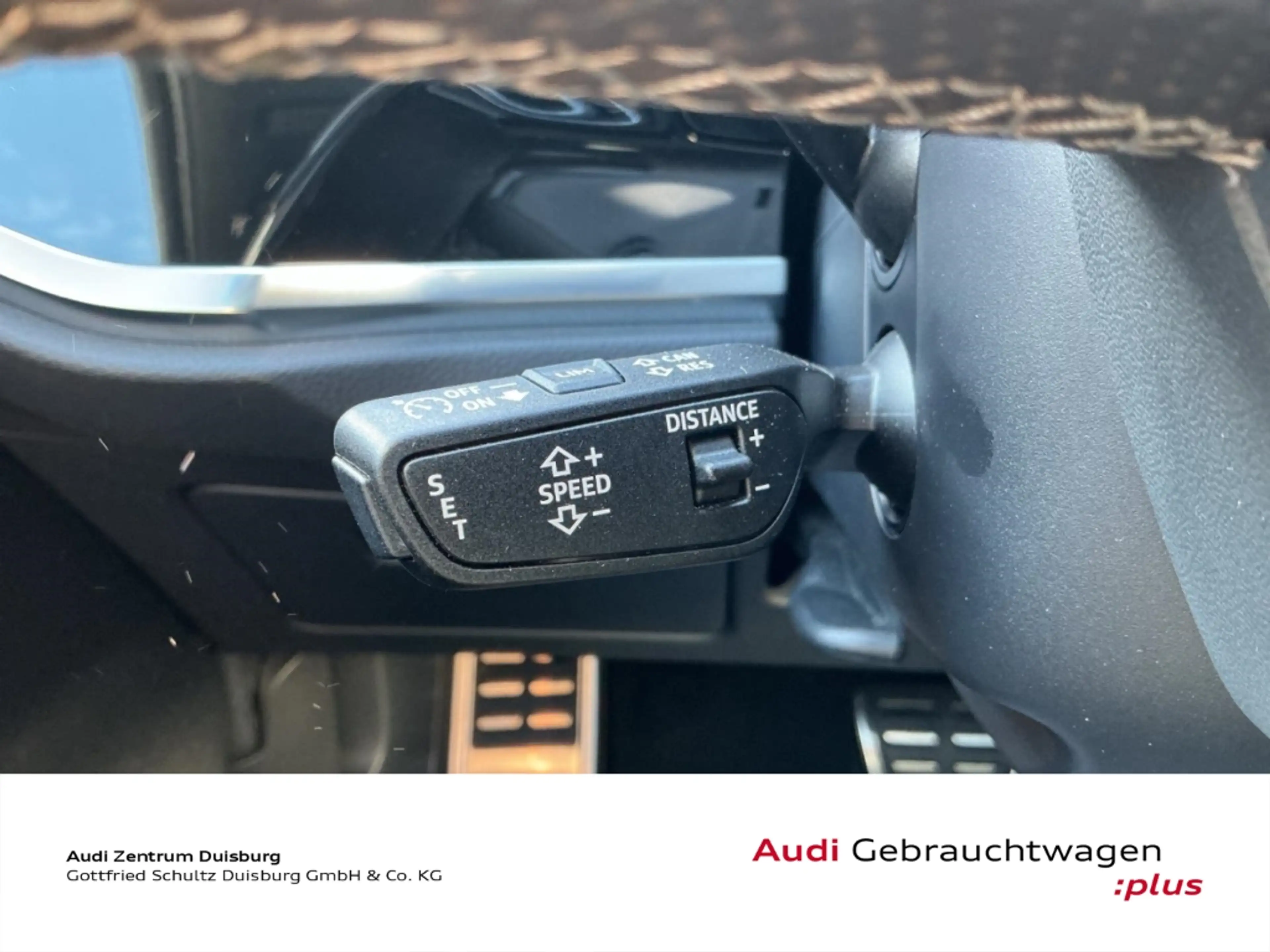Audi Q3 — photo 13