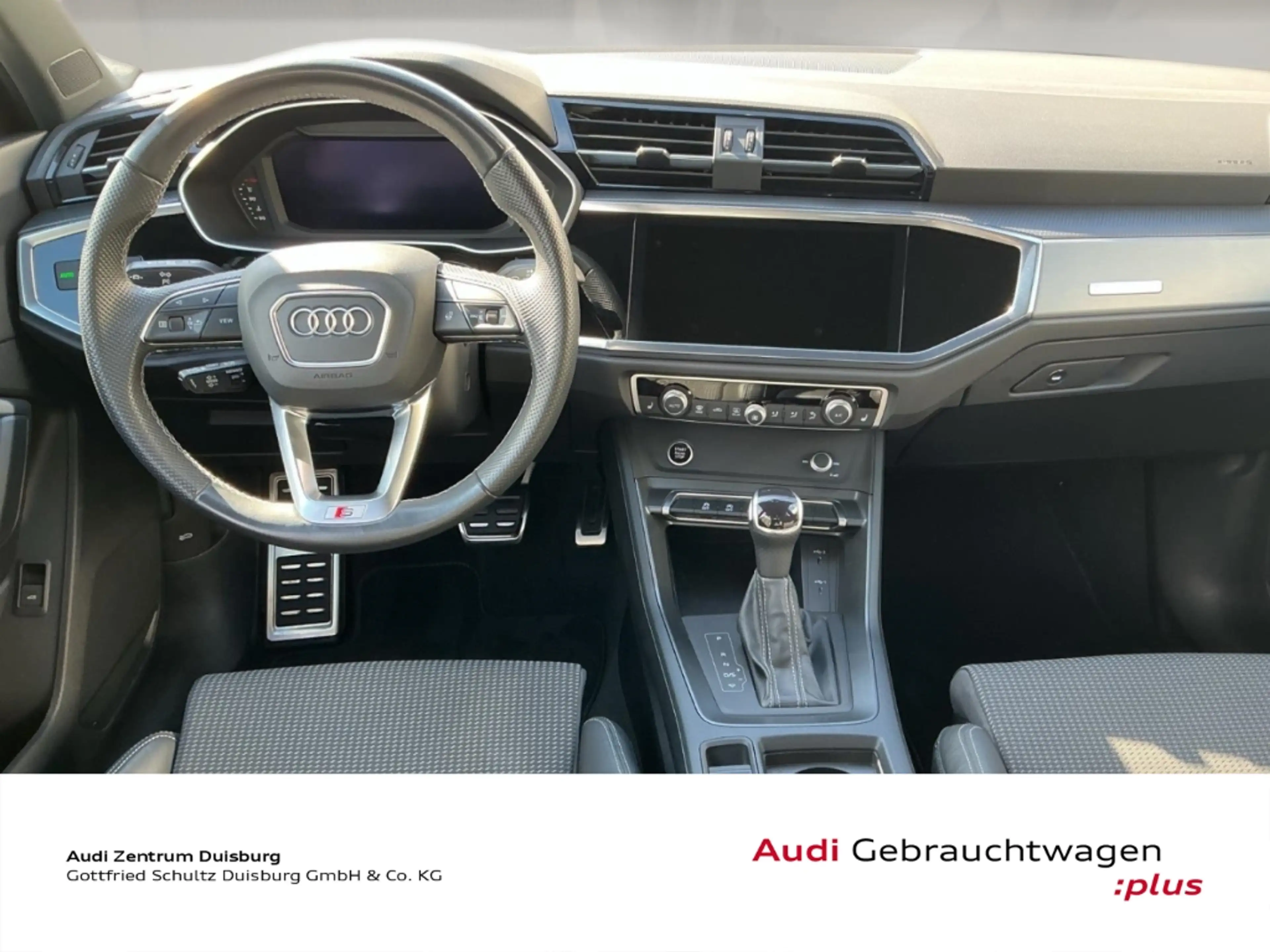 Audi Q3 — photo 7