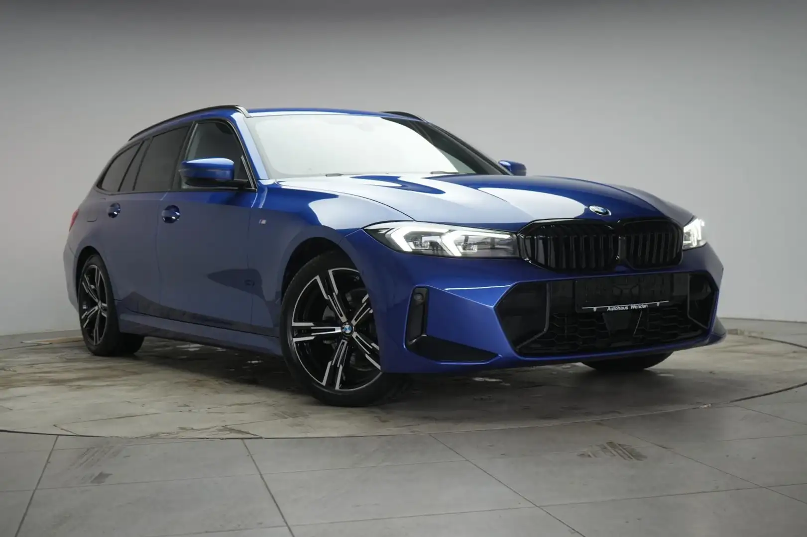 BMW 320 d Touring xDrive M Sport Navi/ACC/Kamera/Wid Bleu - 1