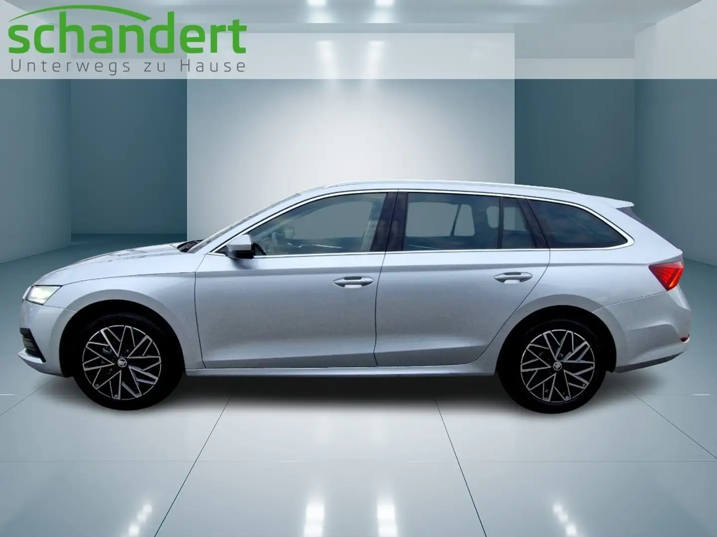 Skoda Octavia Combi 2.0 TDI Style DSG LED Navi Klimaautomatik Silber - 2