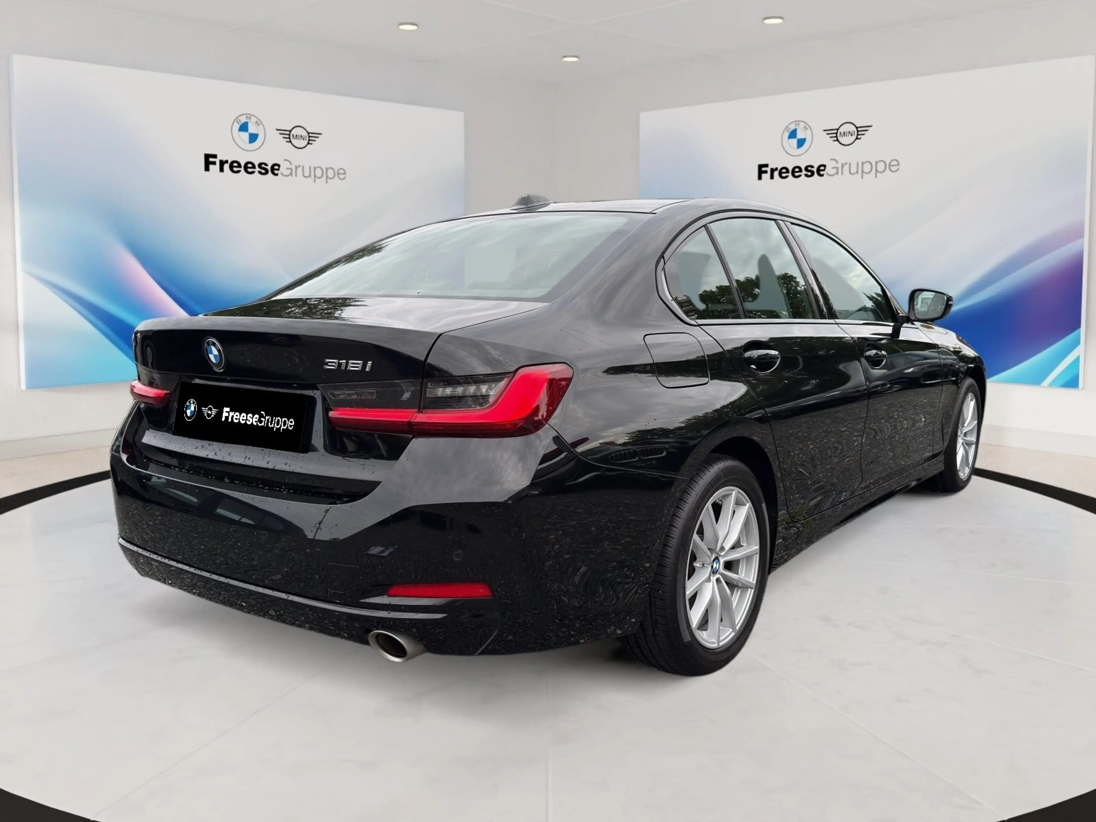 BMW 318 i NAVI GRA PDC — photo 6