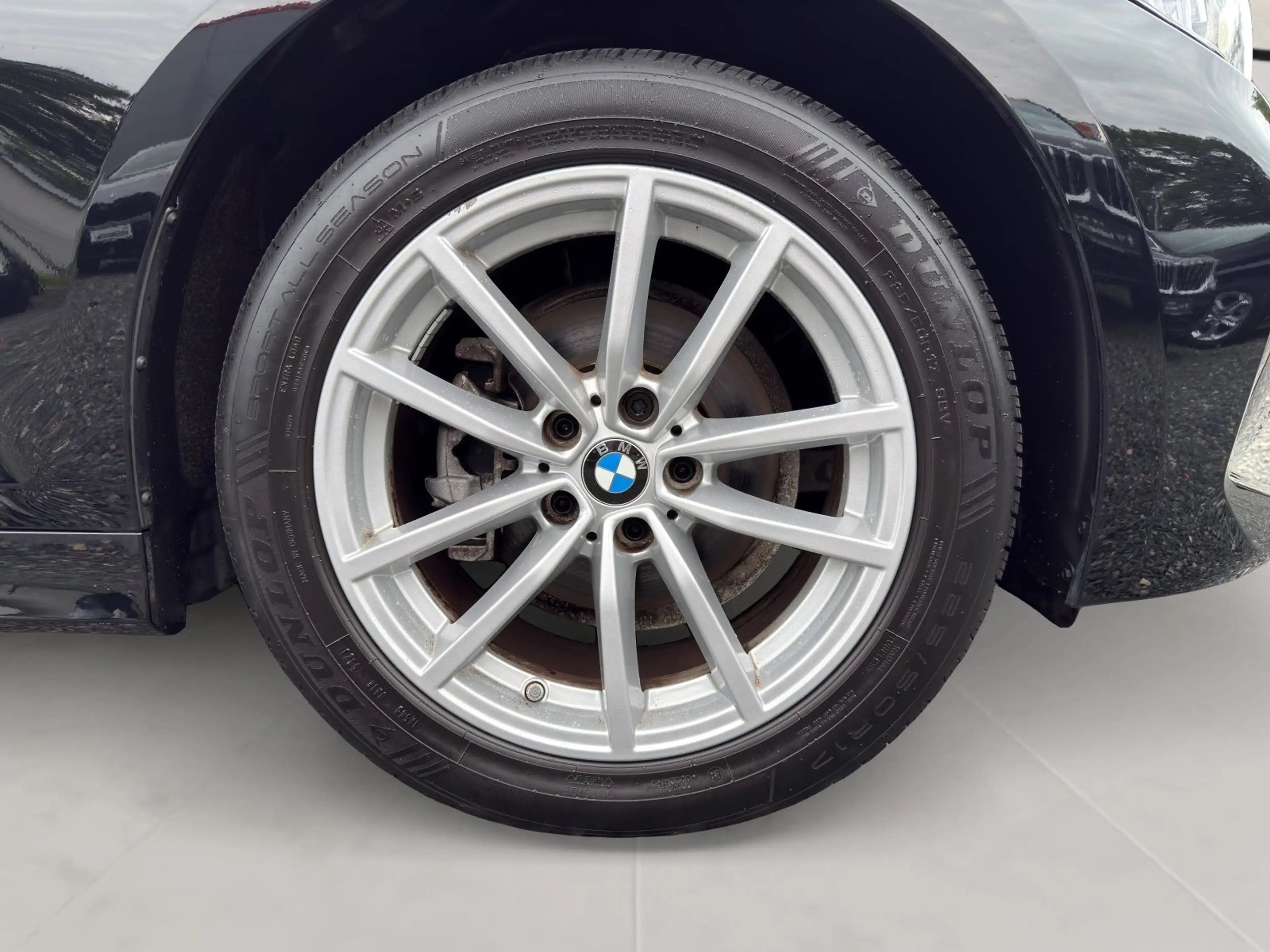 BMW 318 i NAVI GRA PDC — photo 9
