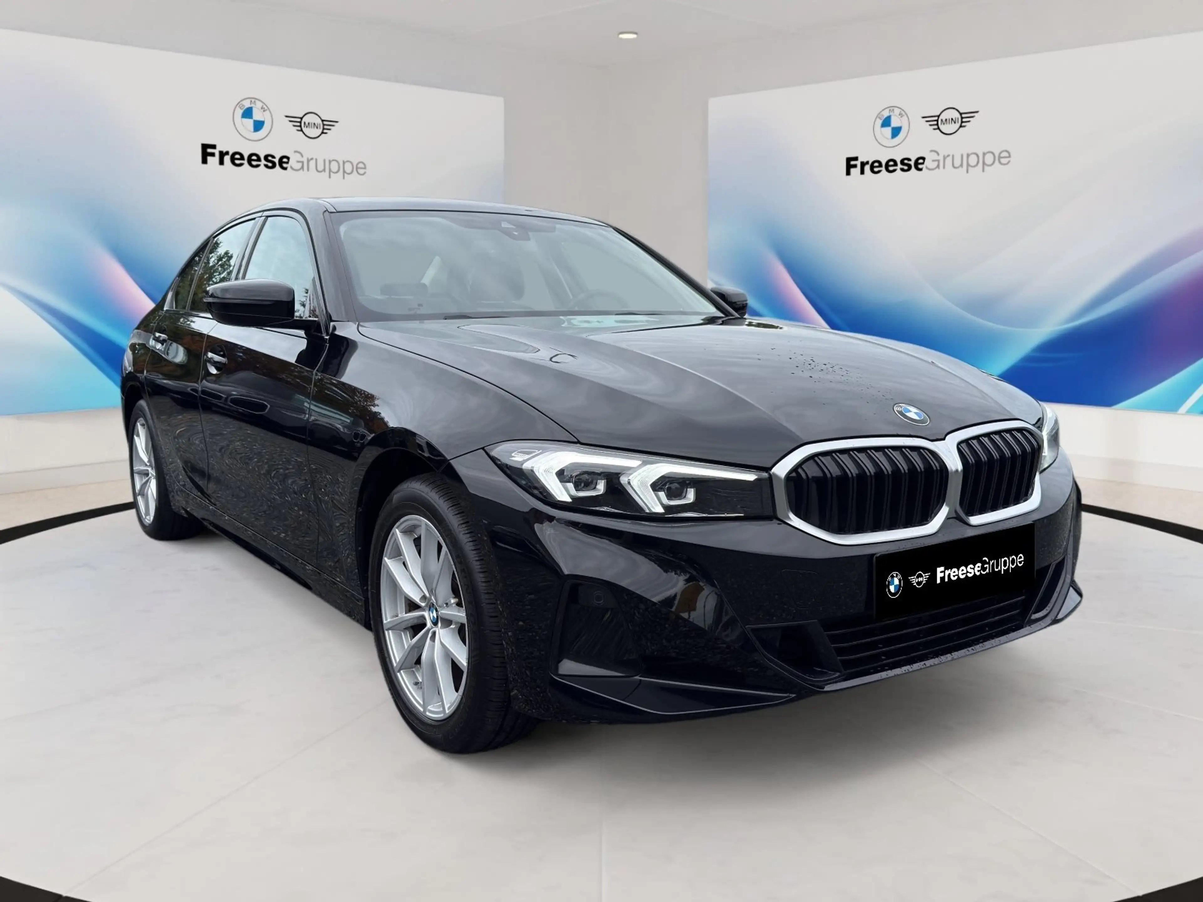 BMW 318 i NAVI GRA PDC — photo 8
