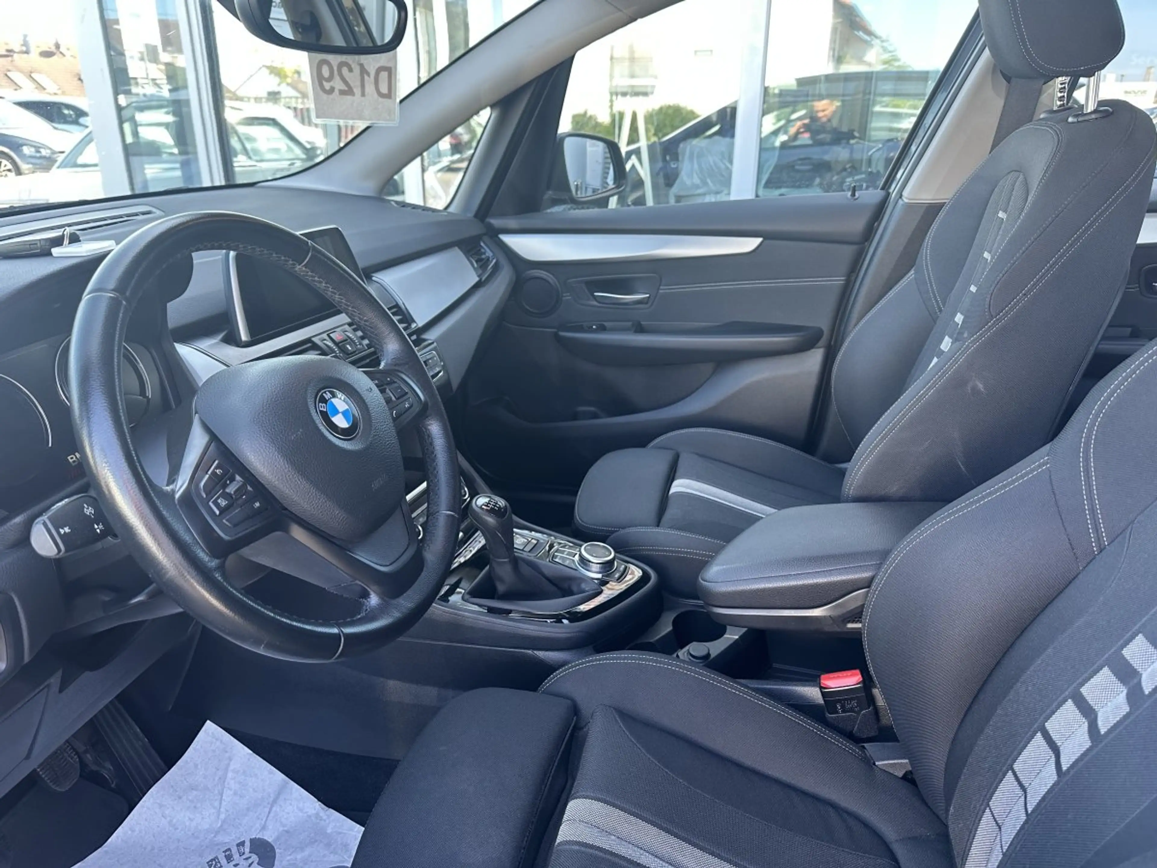 BMW 216 Active Tourer ADVANTAGE*LED*NAVI*PDC — photo 8