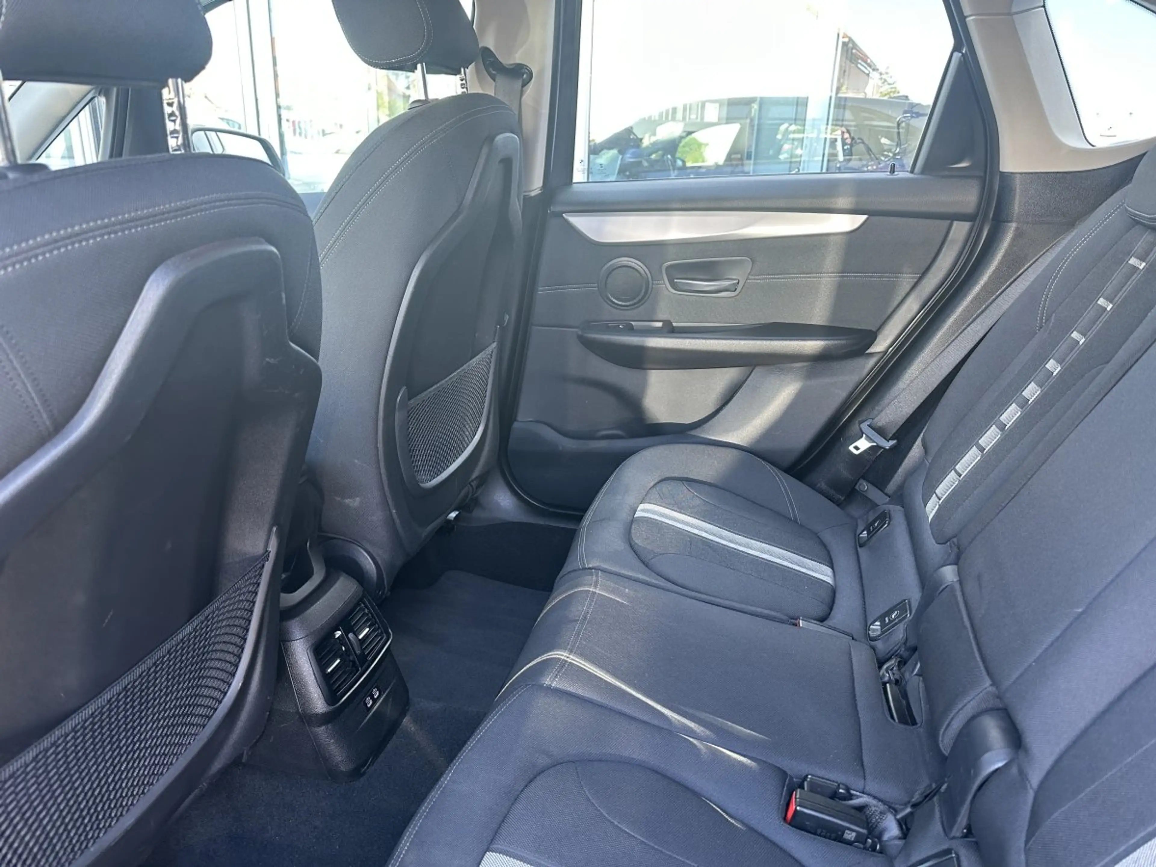 BMW 216 Active Tourer ADVANTAGE*LED*NAVI*PDC — photo 10