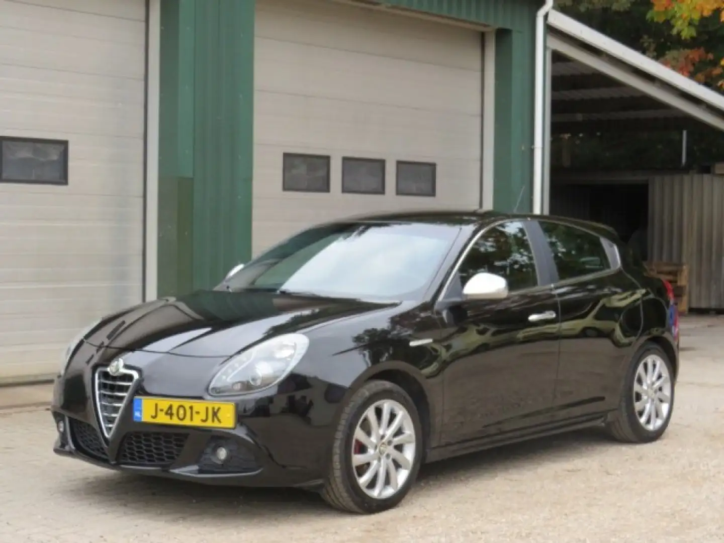 Alfa Romeo Giulietta 1.4 T DISTINCTIVE Zwart - 2