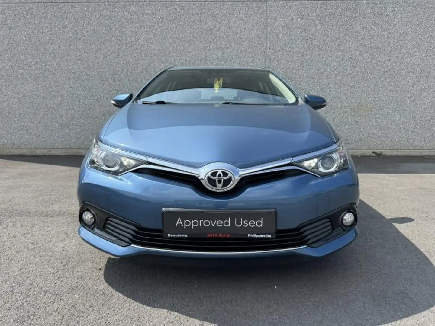 Toyota Auris Comfort Blau - 2