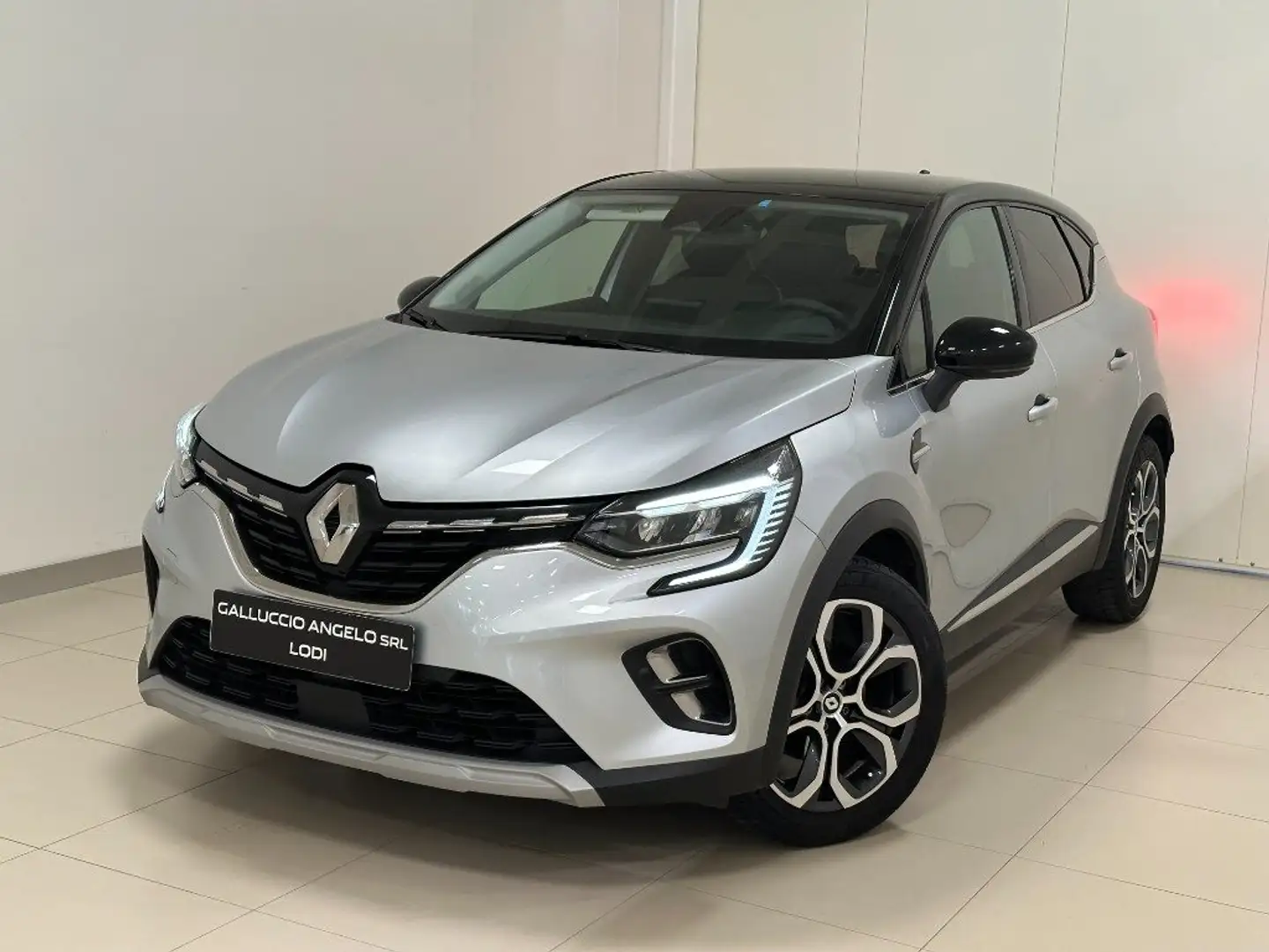 Renault Captur Full Hybrid E-Tech 145 CV Rive Gauche Grau - 1