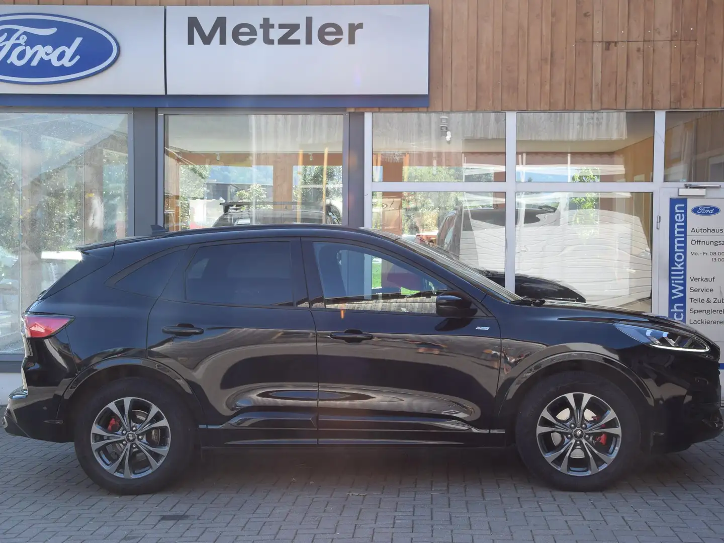 Ford Kuga ST-Line Allrad Schwarz - 1