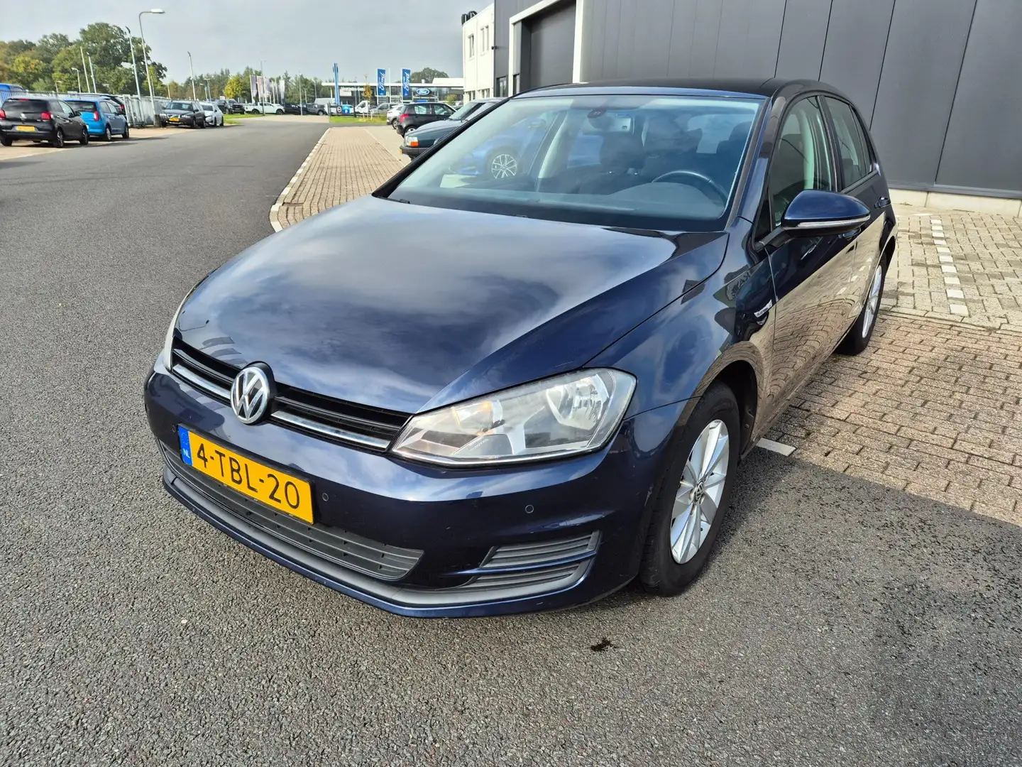 Volkswagen Golf 1.2 TSI Comfortline Clima Cruise Nap Apk02-26 Blauw - 1