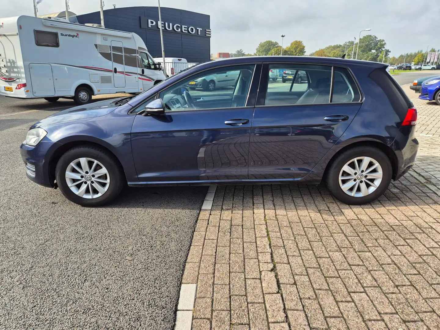 Volkswagen Golf 1.2 TSI Comfortline Clima Cruise Nap Apk02-26 Blauw - 2