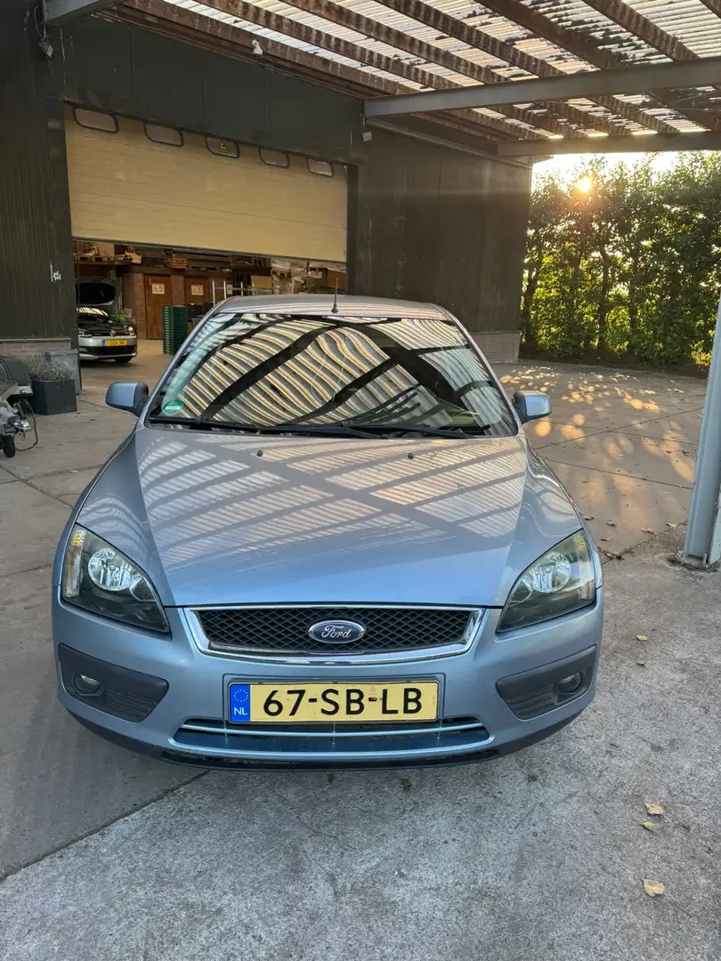 Ford Focus 1.6 16V Sport - 1
