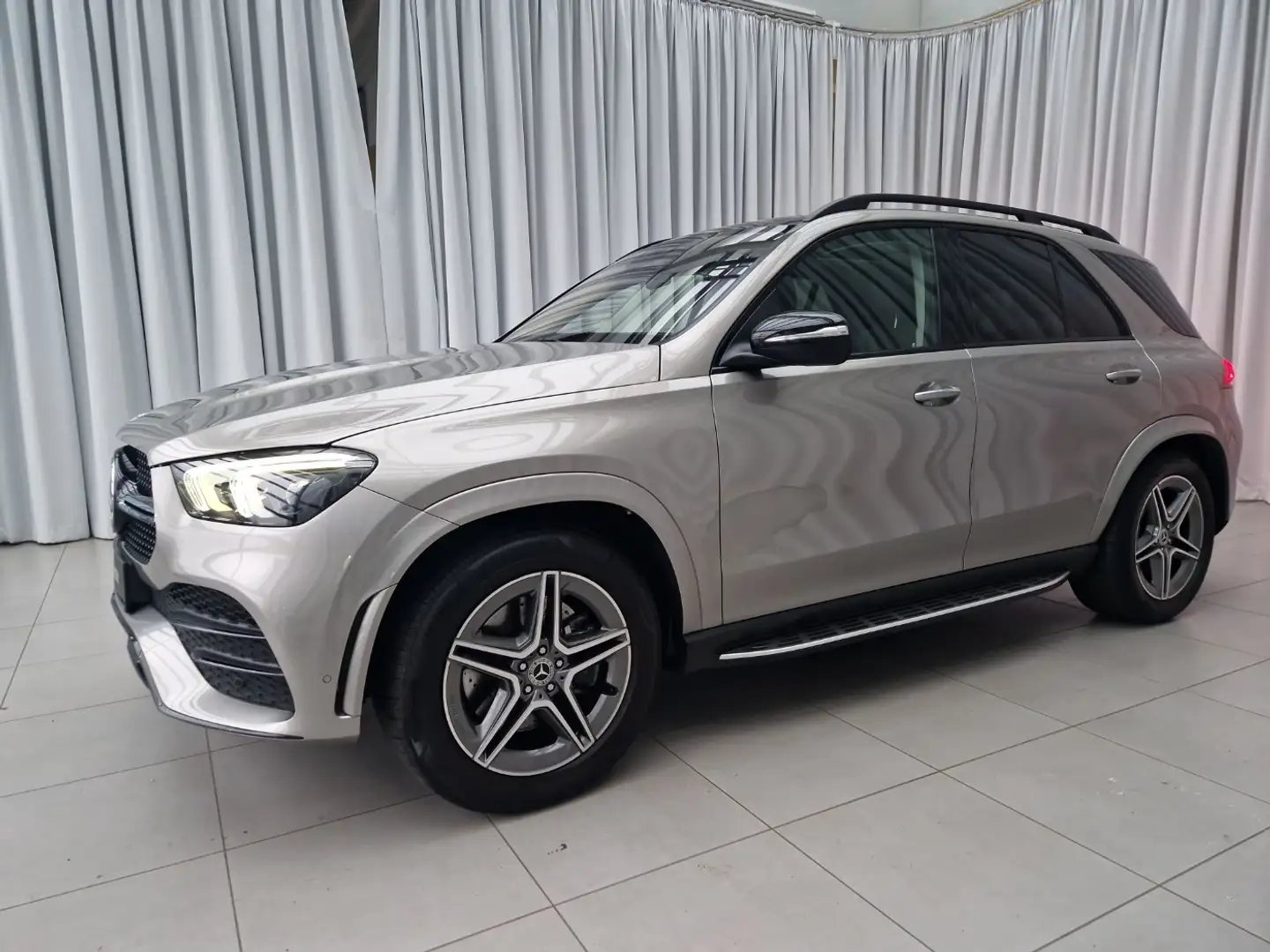 Mercedes-Benz GLE 400 d 4MATIC Standh. Gris - 2