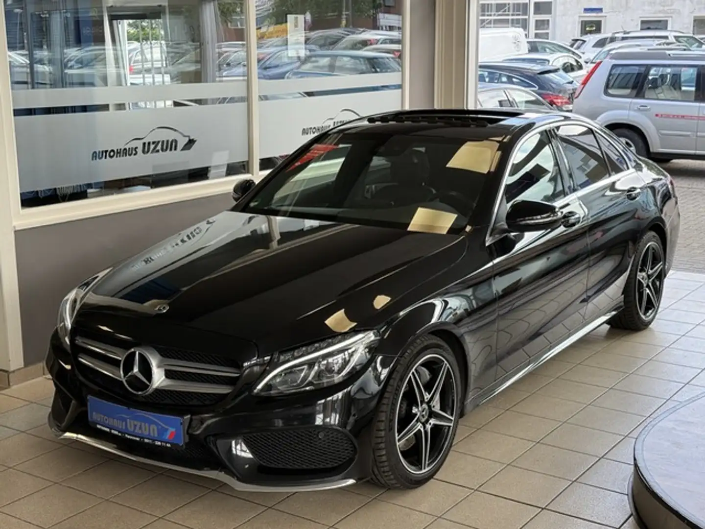 Mercedes-Benz C 250 CGI Automatik-9G AMG-Line LED Kamera elGSD Noir - 1