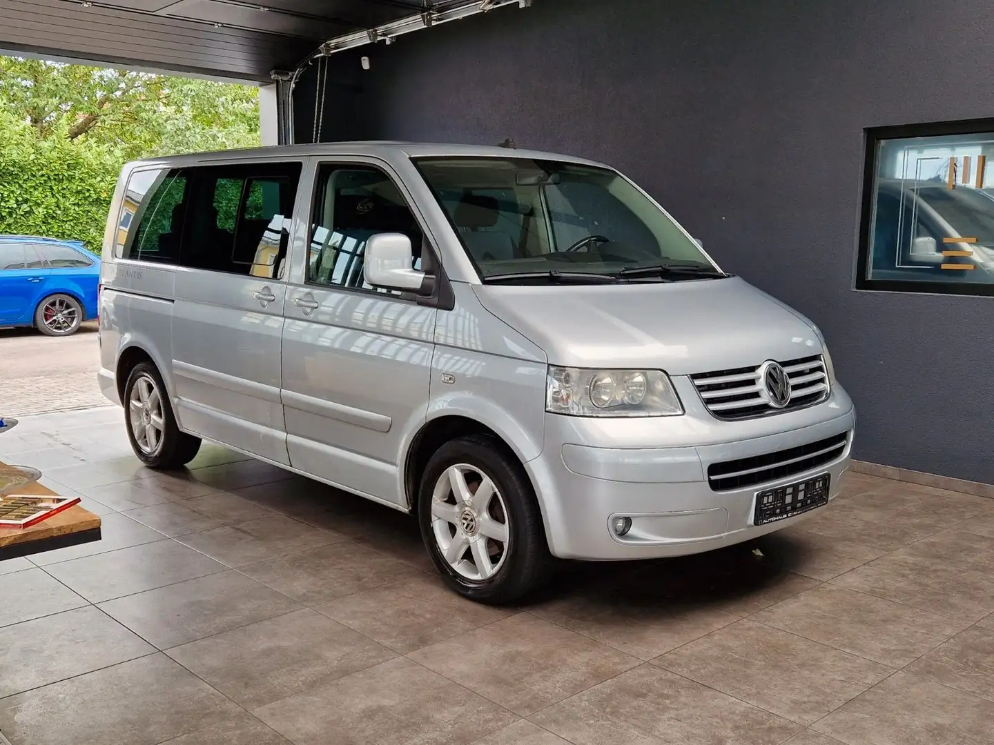 Volkswagen T5 Multivan *2.5TDI*Atlantis*NAVI*TEMPOMAT* Argent - 1