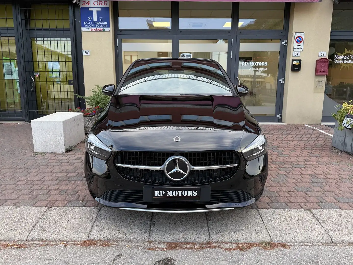 Mercedes-Benz B 180 180 d Progressive Advanced auto Schwarz - 2