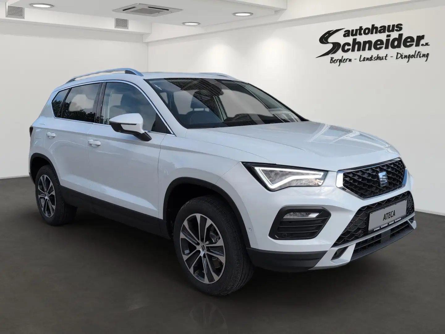 SEAT Ateca 2.0 TDI 7DSG Road Edition AHK/PANO/LED/PARK-ASSIST Weiß - 2