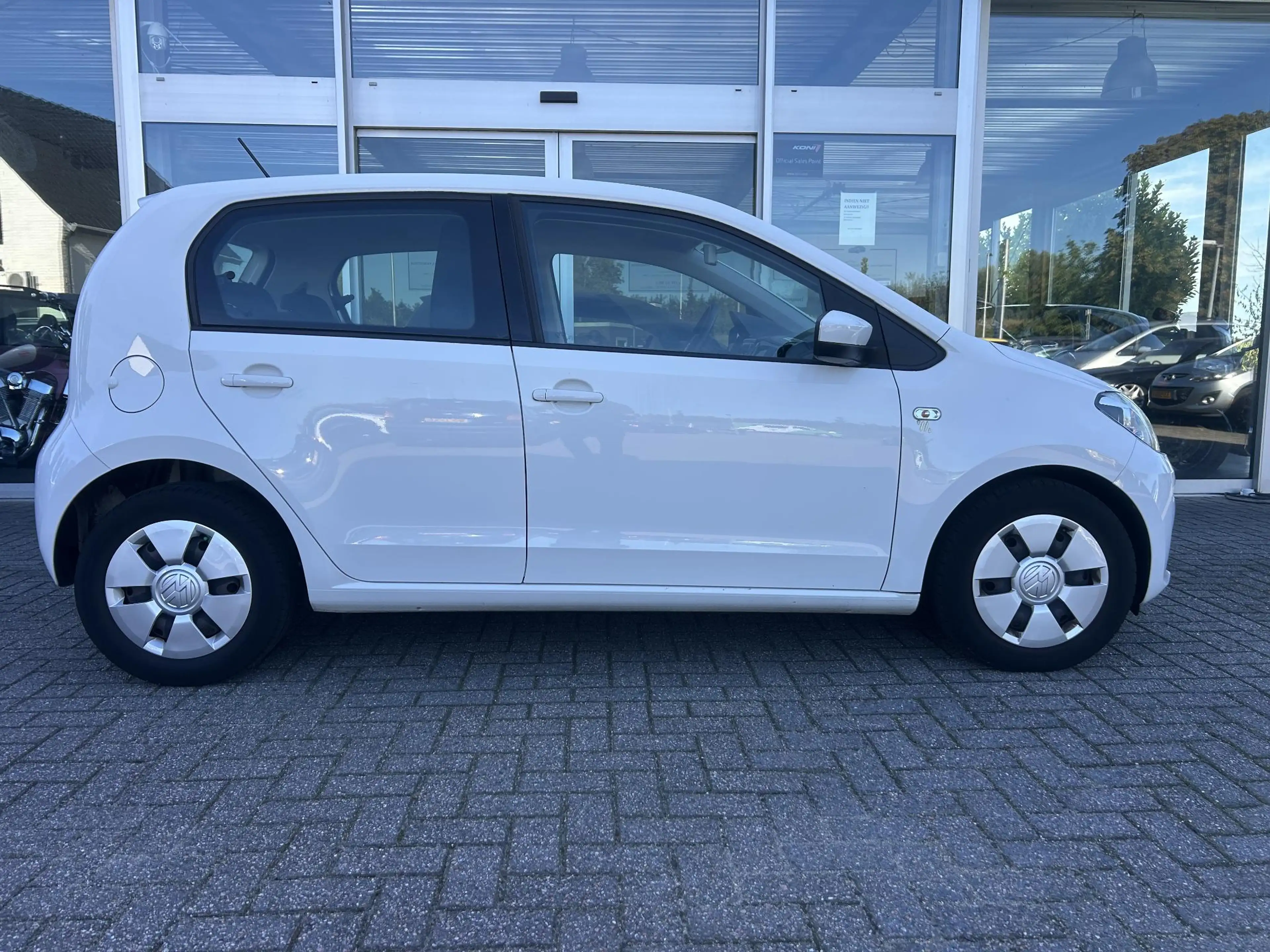 Volkswagen up! 1.0 move up! BlueMotion nieuwstaat/airco/elektrisc — photo 12