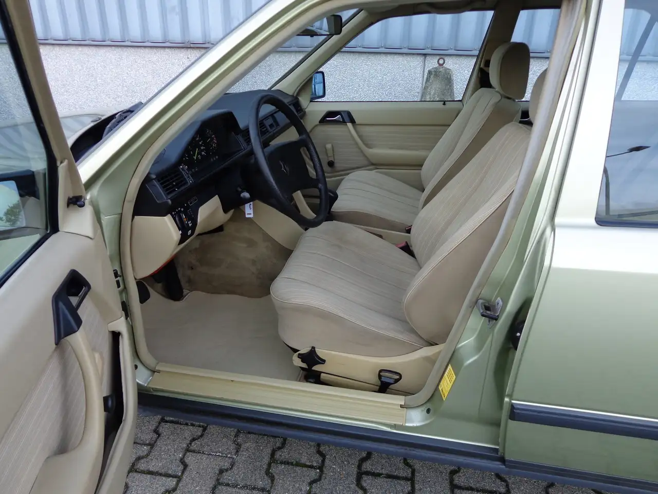 Mercedes-Benz 500 200-500 (W124) 230 E Belastingvrij zeer mooi, foto 9