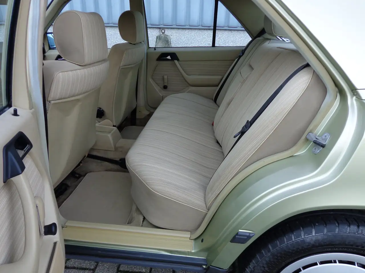 Mercedes-Benz 500 200-500 (W124) 230 E Belastingvrij zeer mooi, foto 10