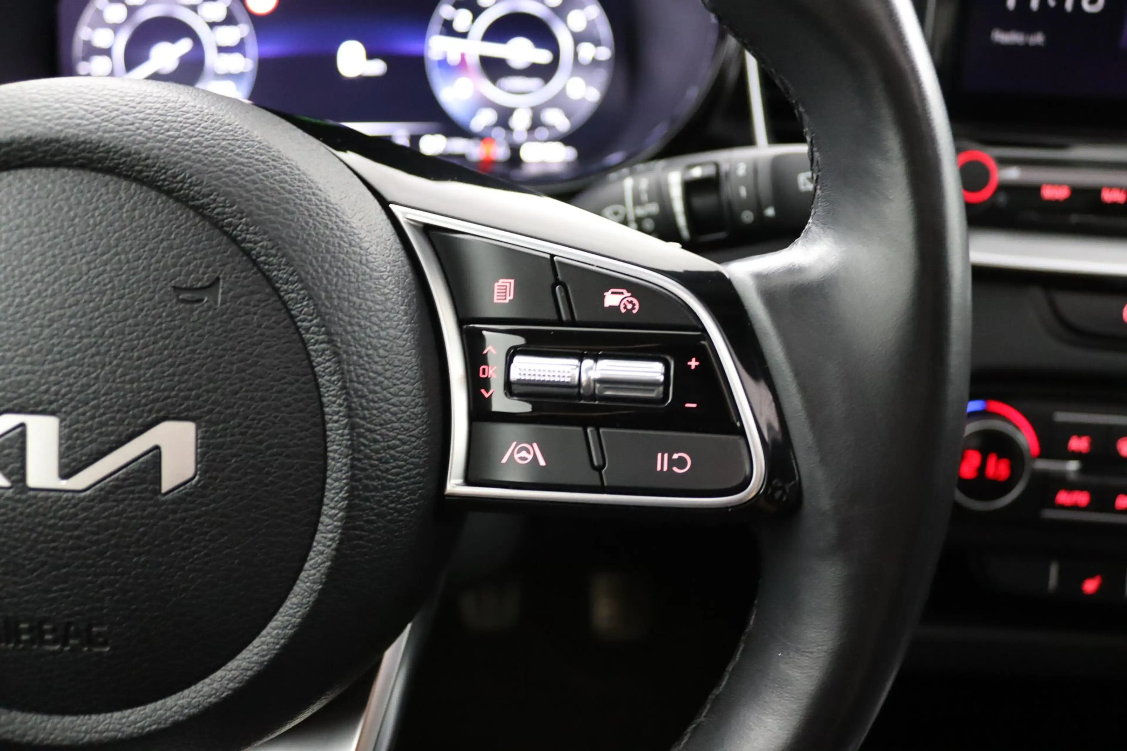 Kia Ceed SW / cee'd SW Sportswagon 1.0 T-GDi ExecutiveLine Panoramadak! R — photo 27