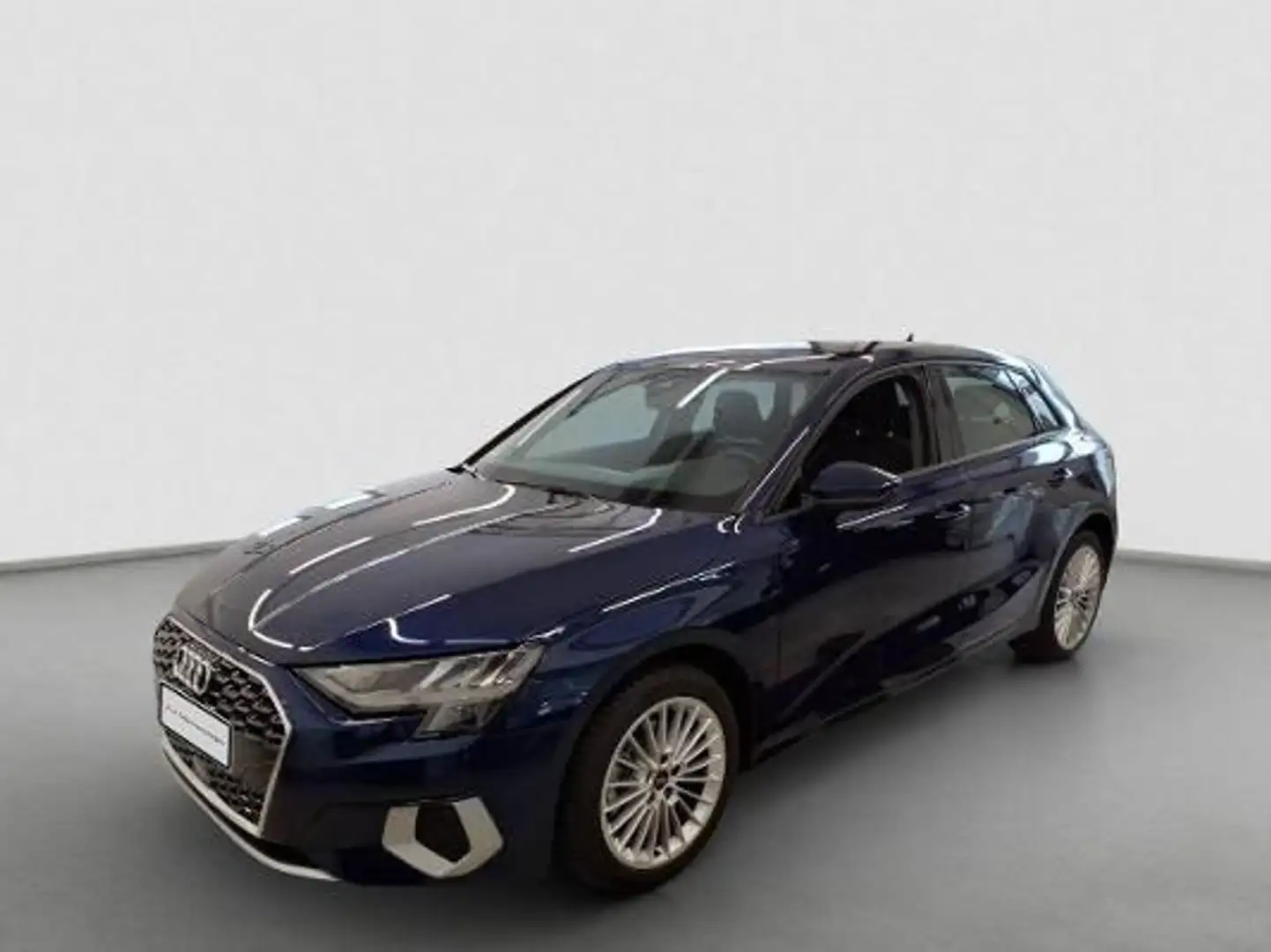 Audi A3 35 TFSI advanced Infotainment GRA Blau - 2