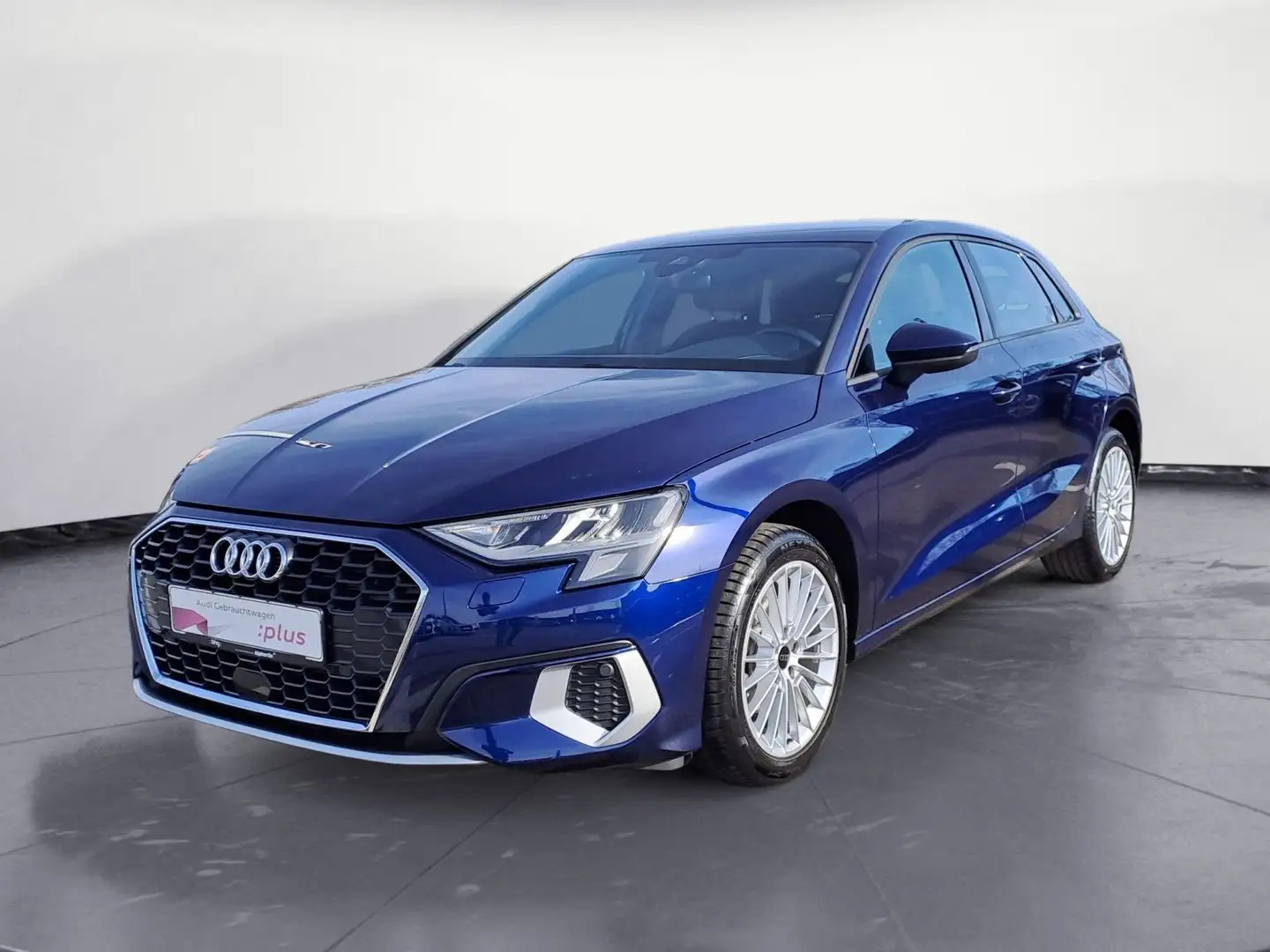 Audi A3 35 TFSI advanced Infotainment GRA Bleu - 2