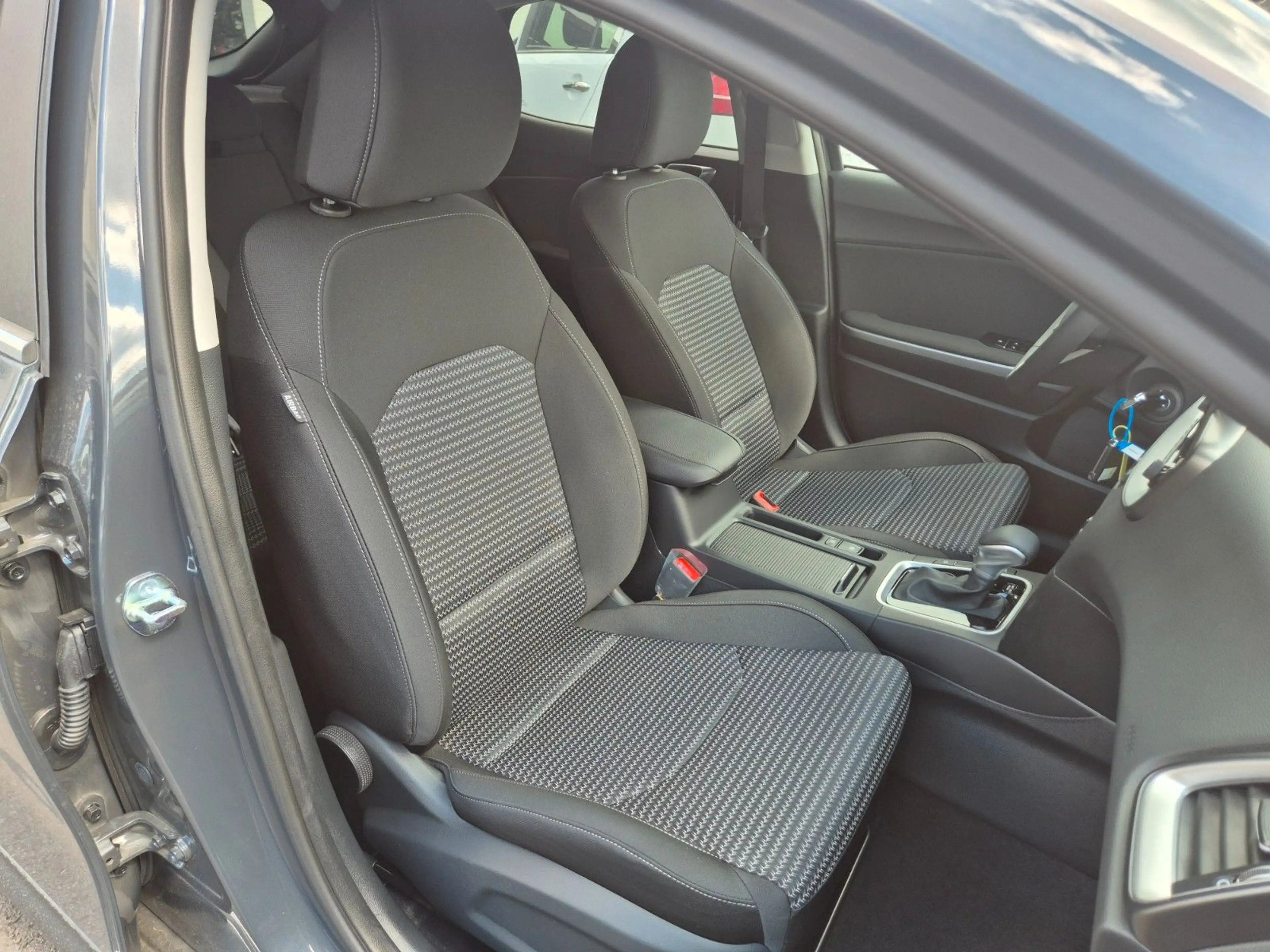 Kia XCeed Autom., LED Navi, Winterp. — photo 28