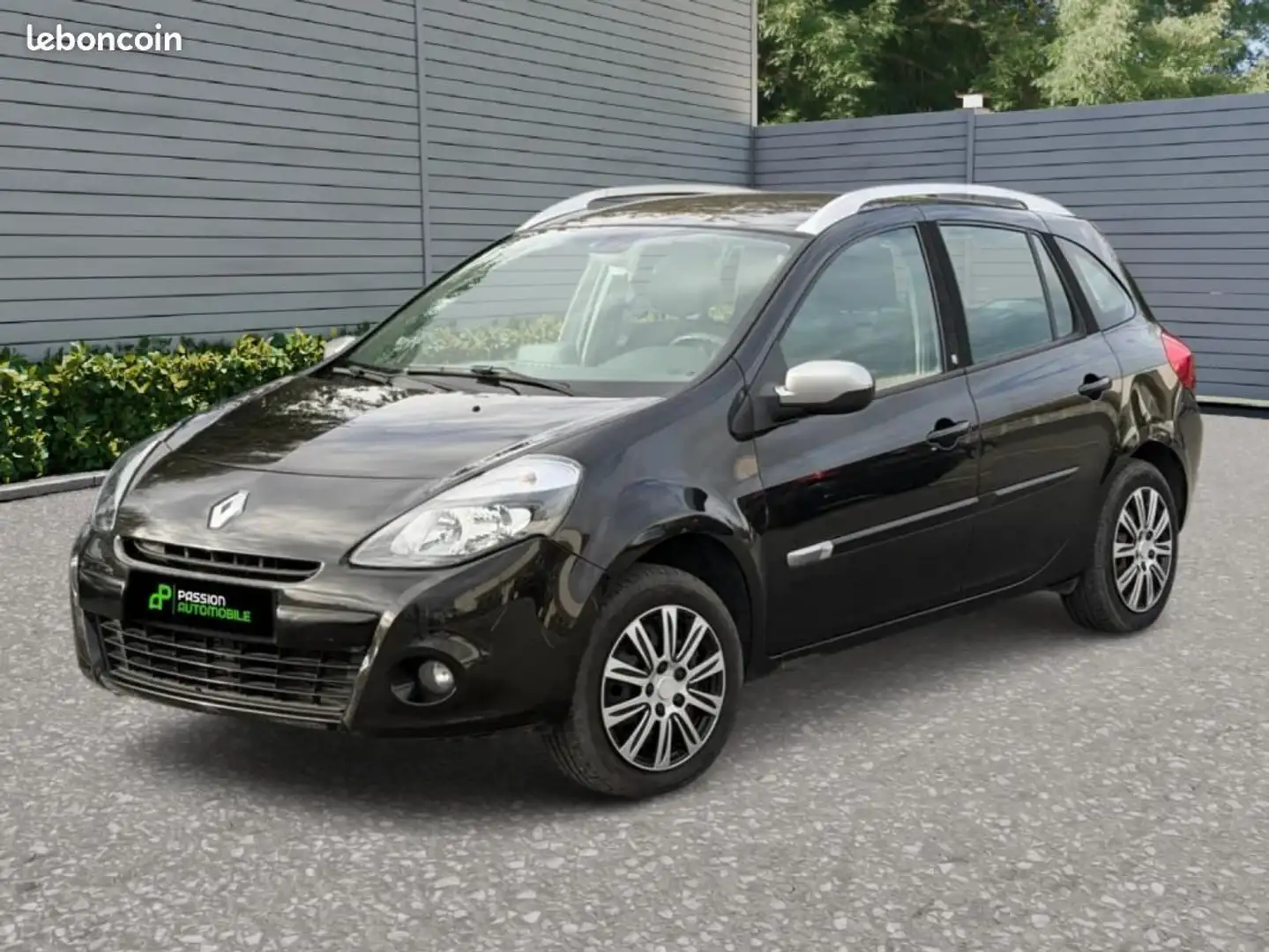 Renault Clio III Estate 20TH ANNIVERSAIRE Noir - 1