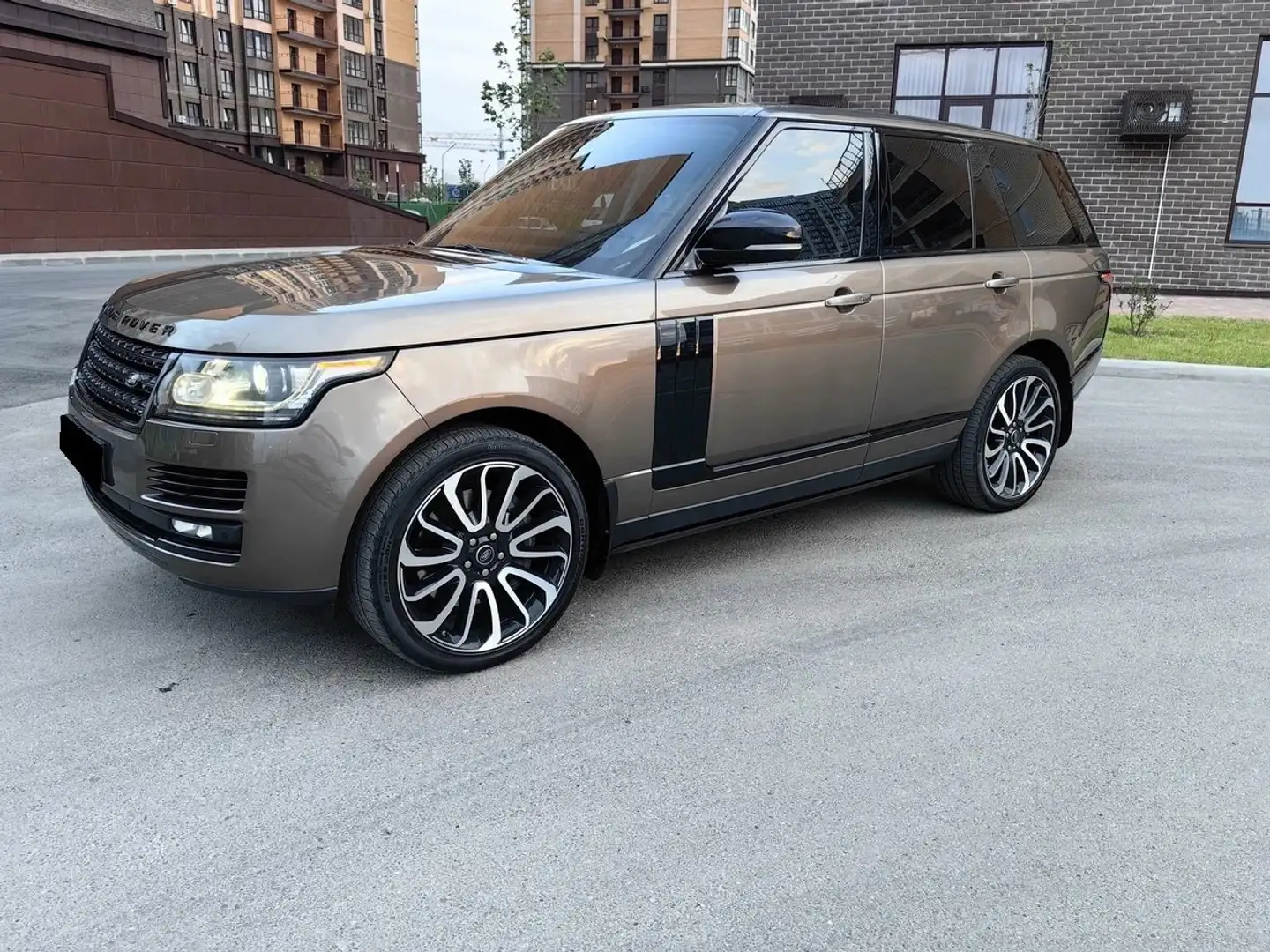Land Rover Range Rover 4,4 SDV8 Autobiography DPF Maro - 2