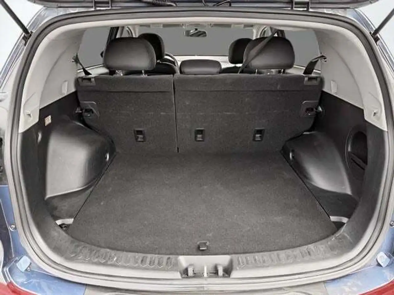 Kia Sportage снимка Kia Sportage